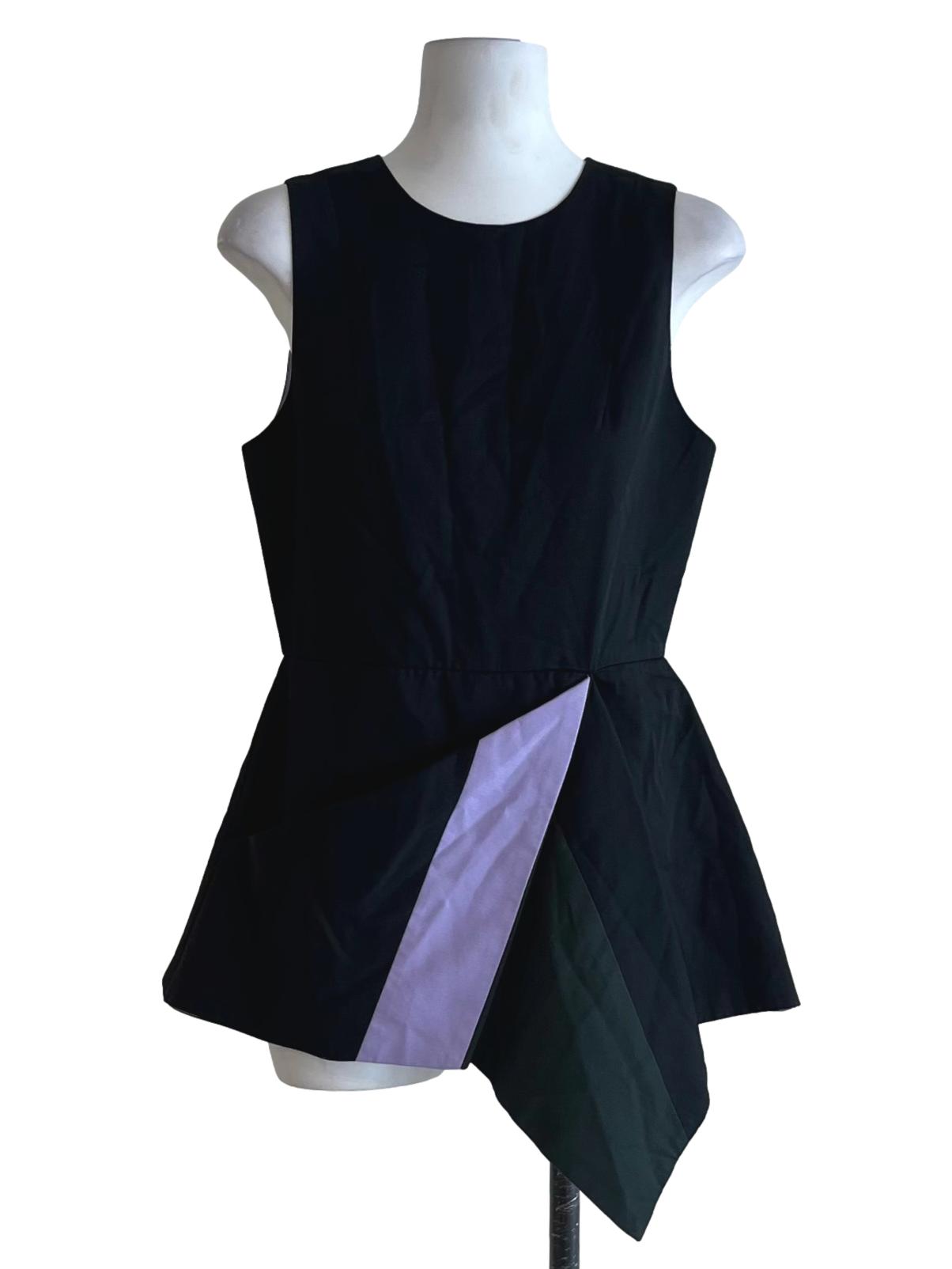 Black Jewel Neckline Sleeveless Top