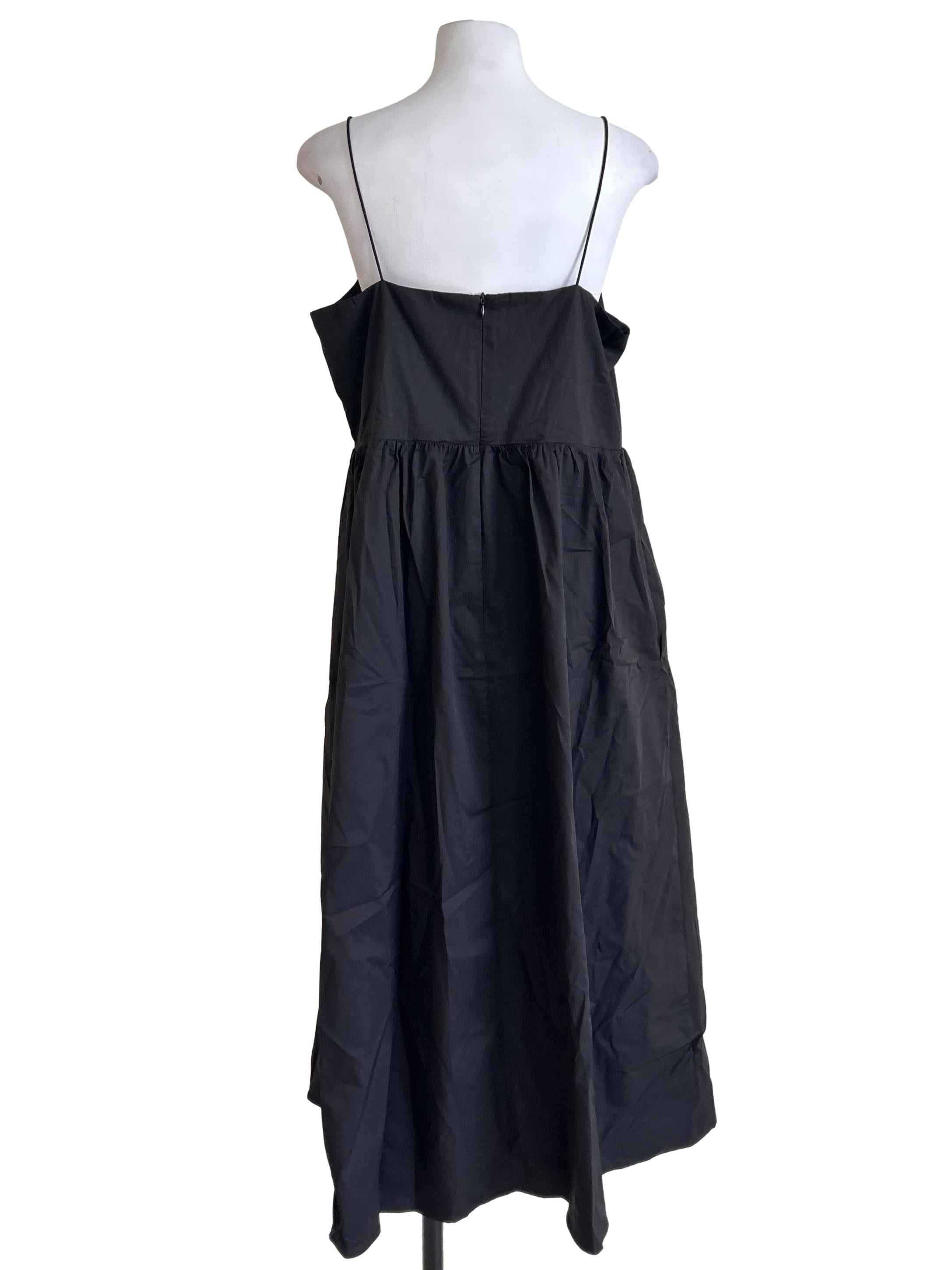 Minimalist Black Panelled Midi Dress
