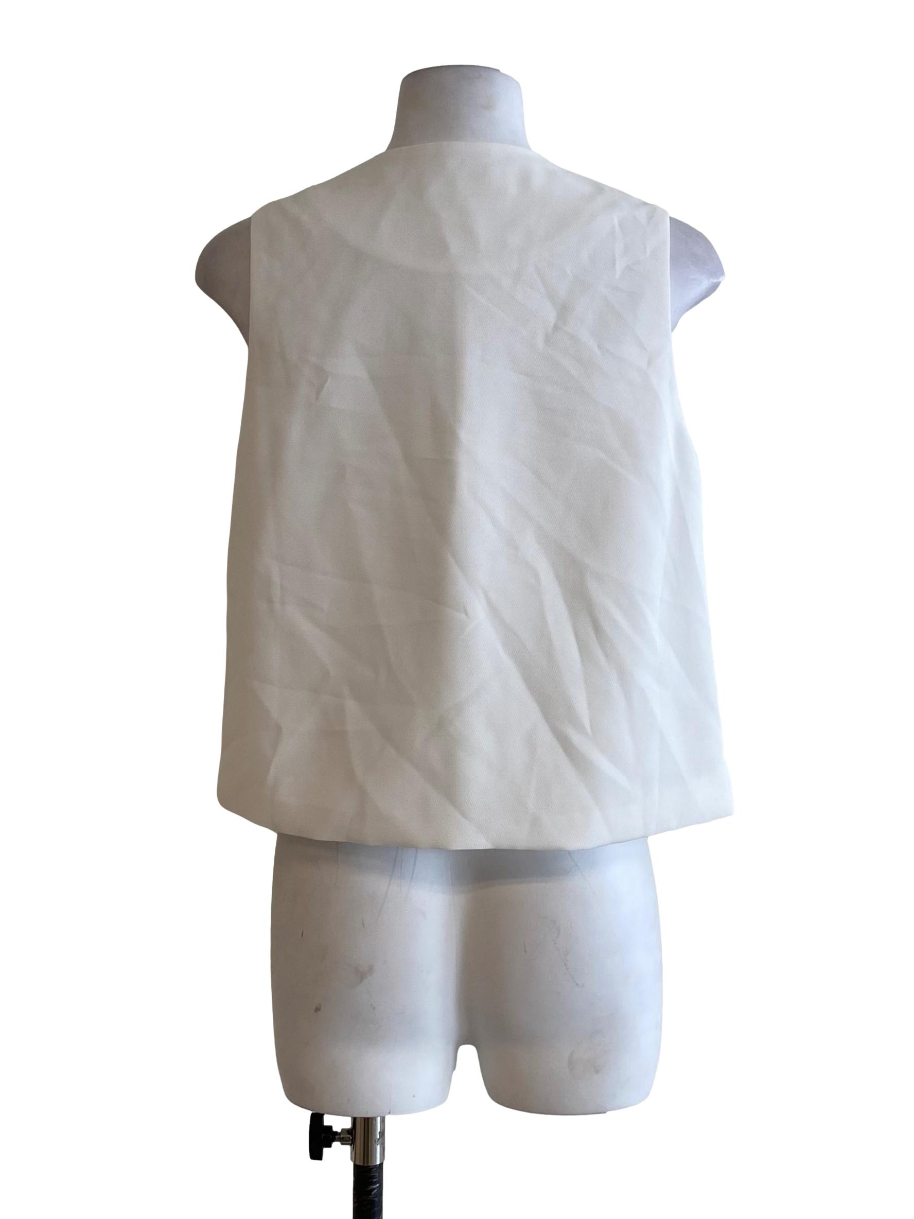Daisy White Pattern Button Down Sleeveless Top