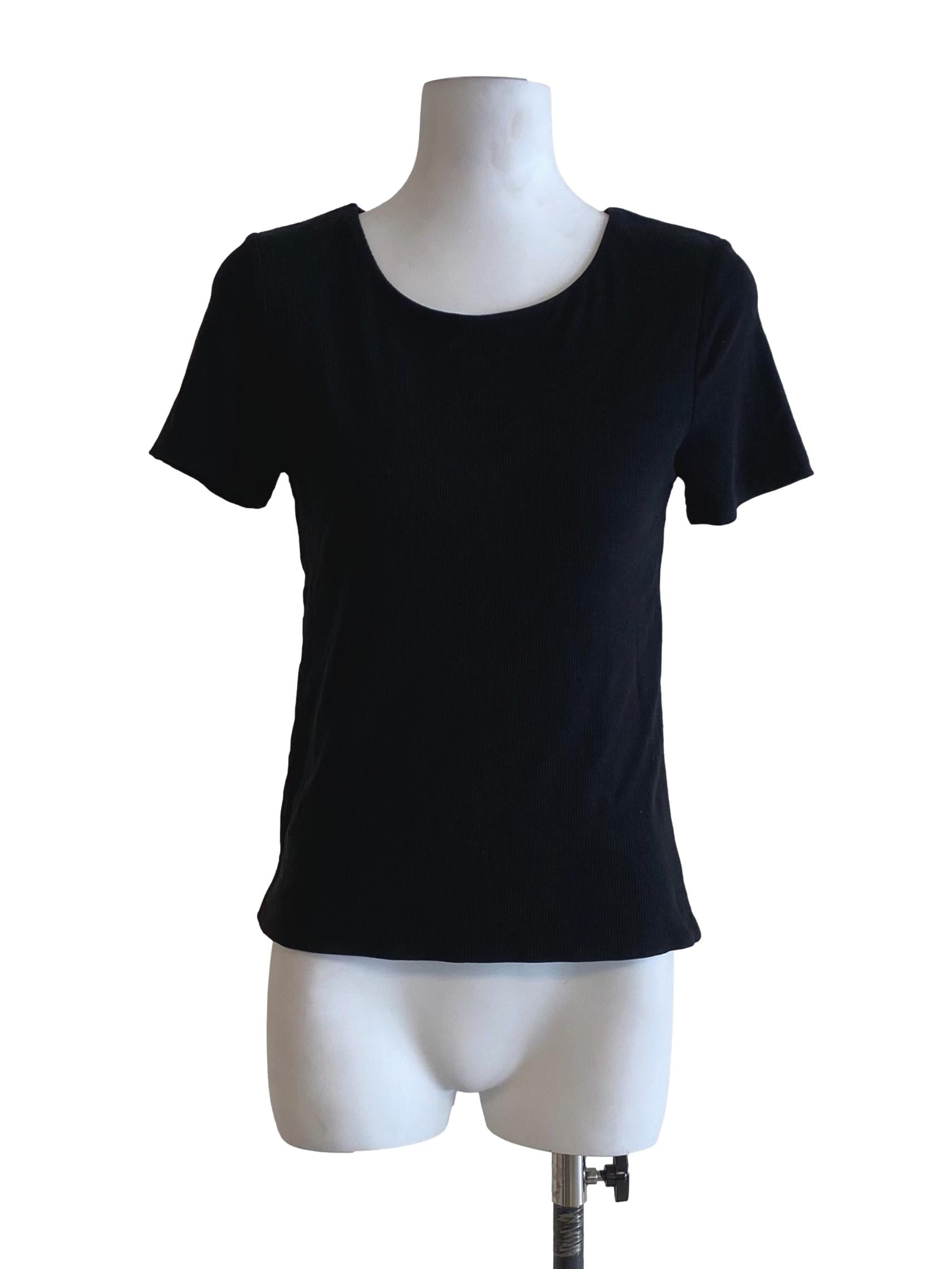 Pitch Black Lines Pattern Basic Top