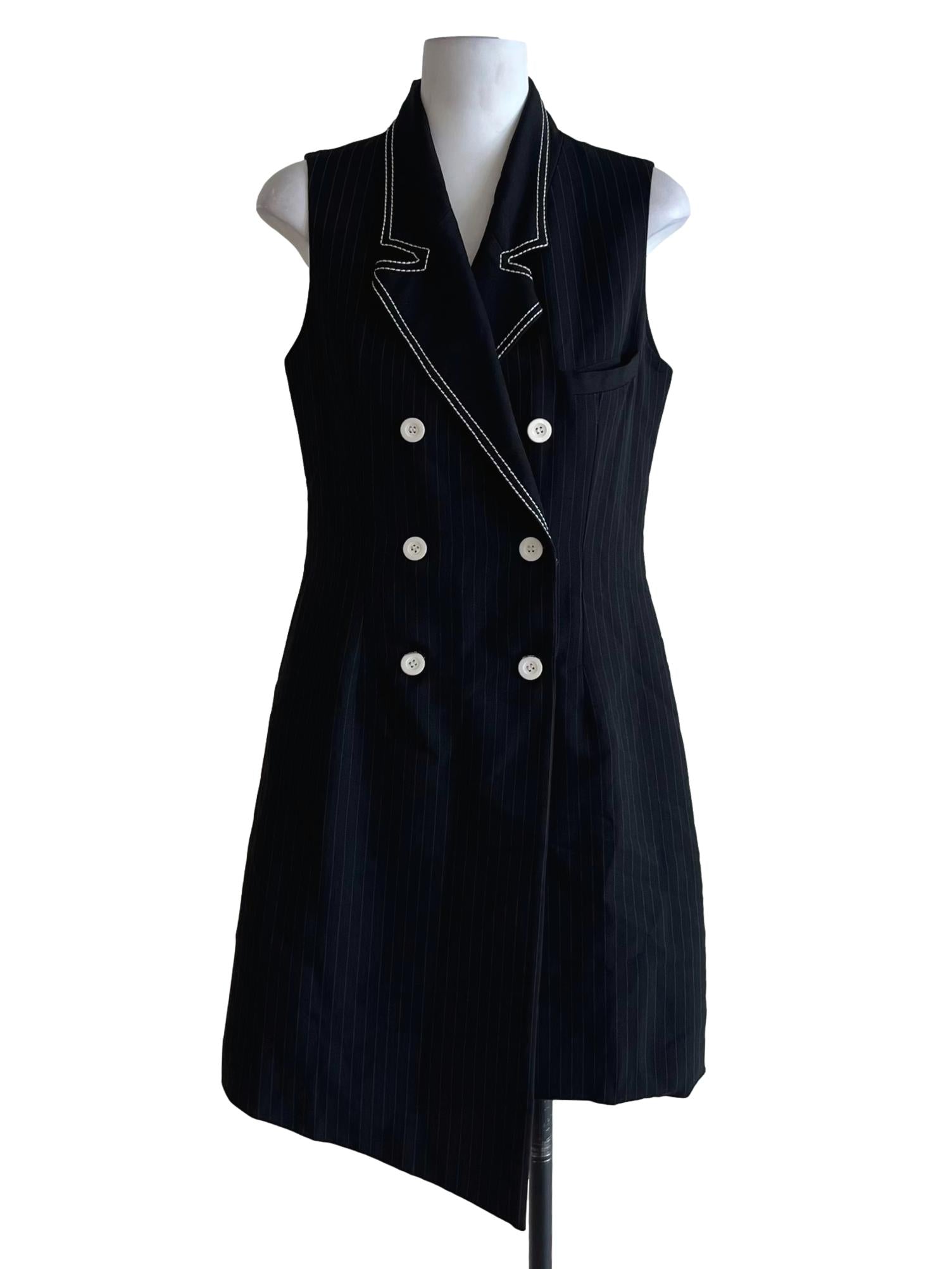Black Notched Neckline Single Breasted Blazer
