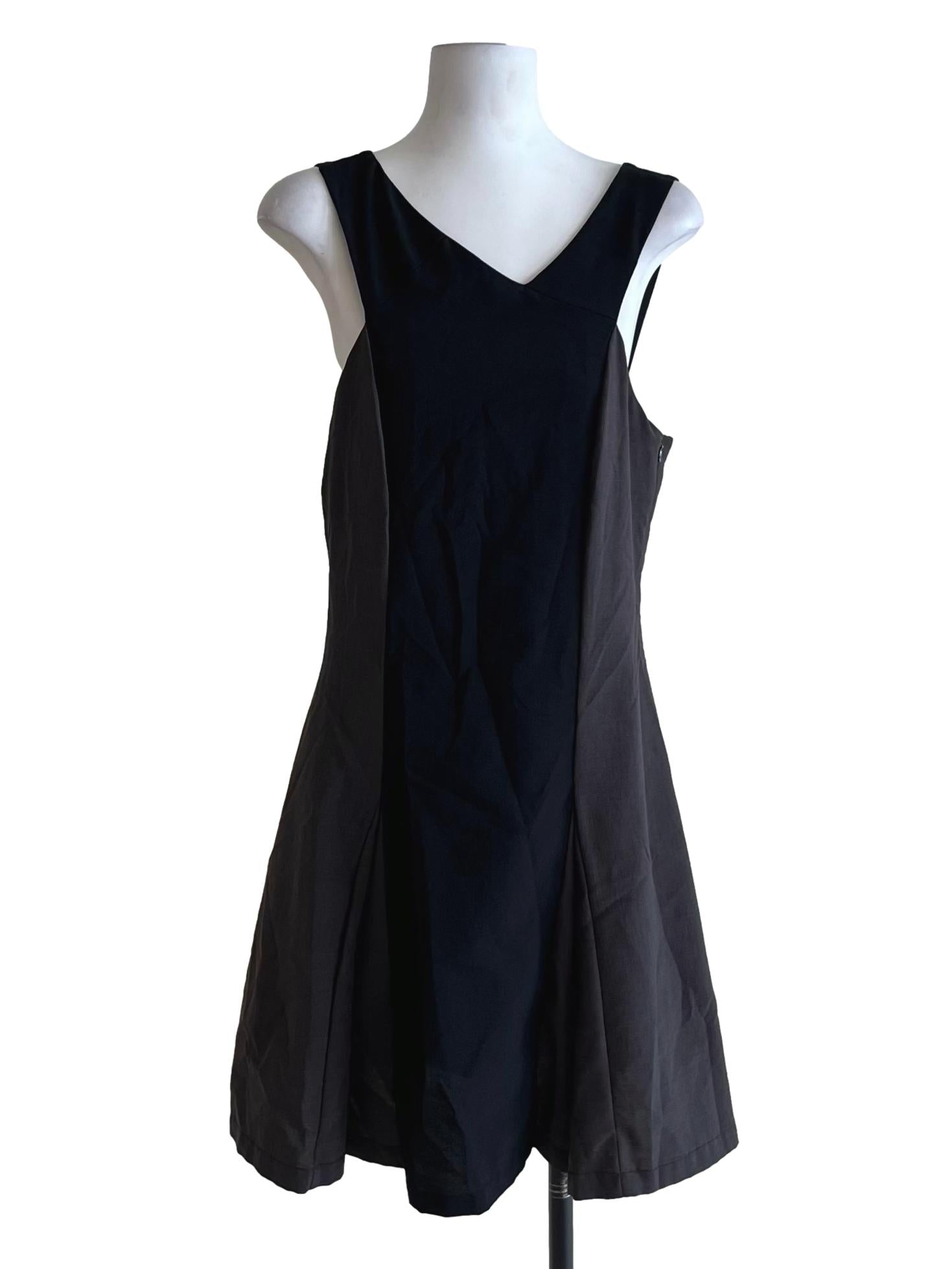 Black V-Neck Sheath Dress