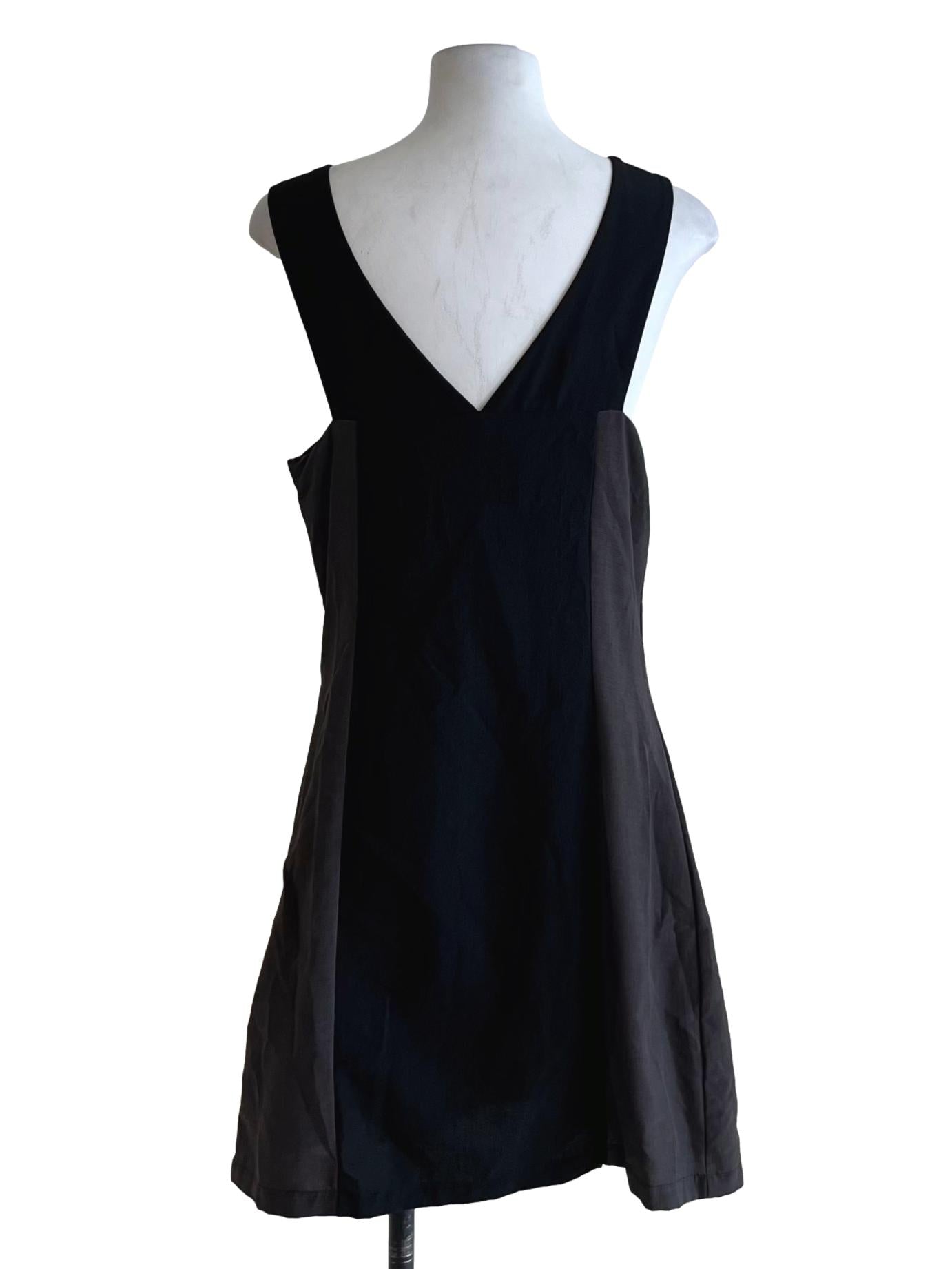Black V-Neck Sheath Dress