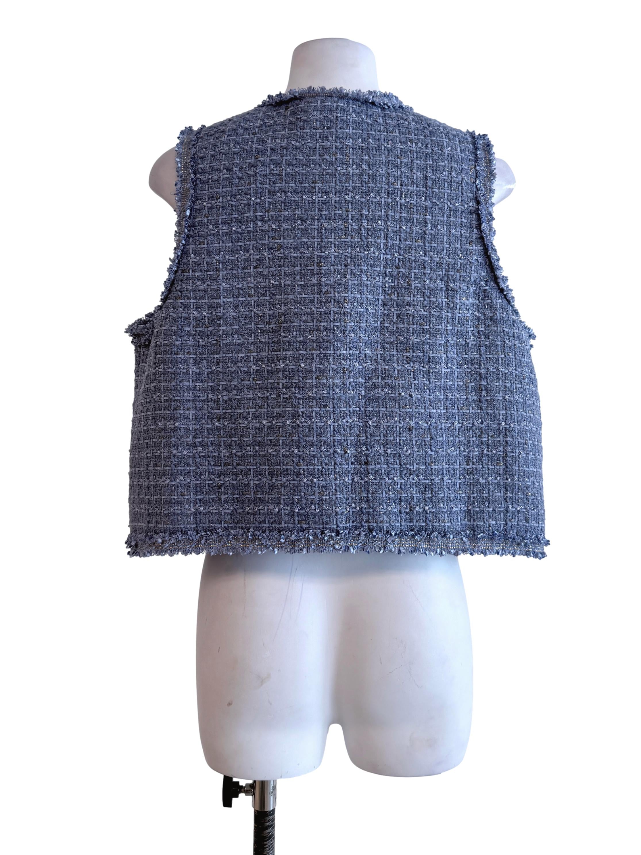 Light Blue Textured Knit Sleeveless Vest LB