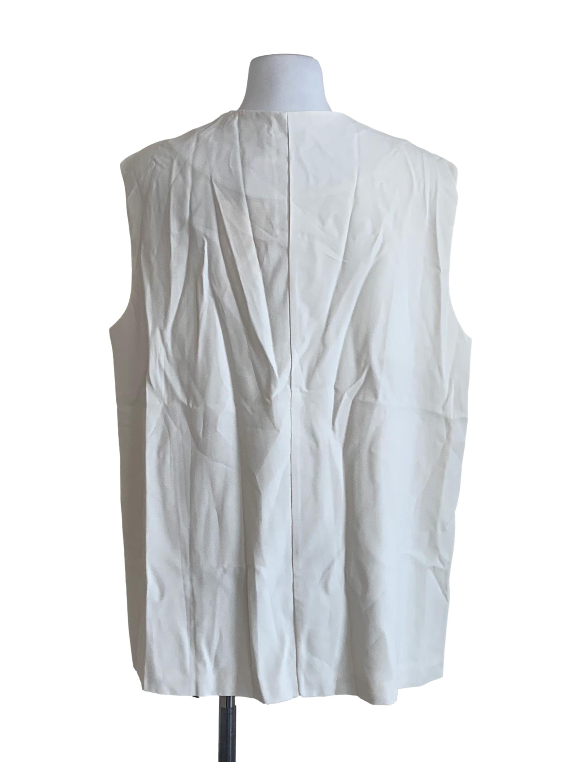 Cotton White Round Neck Trapezoid Top