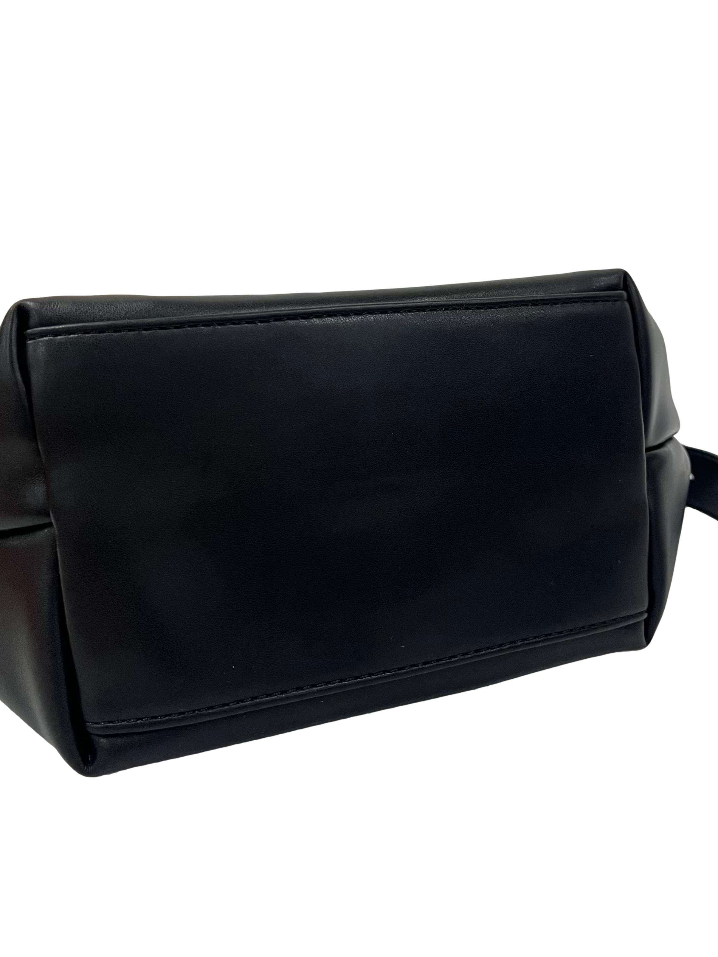 Le Pliage Cuir Crossbody Bag