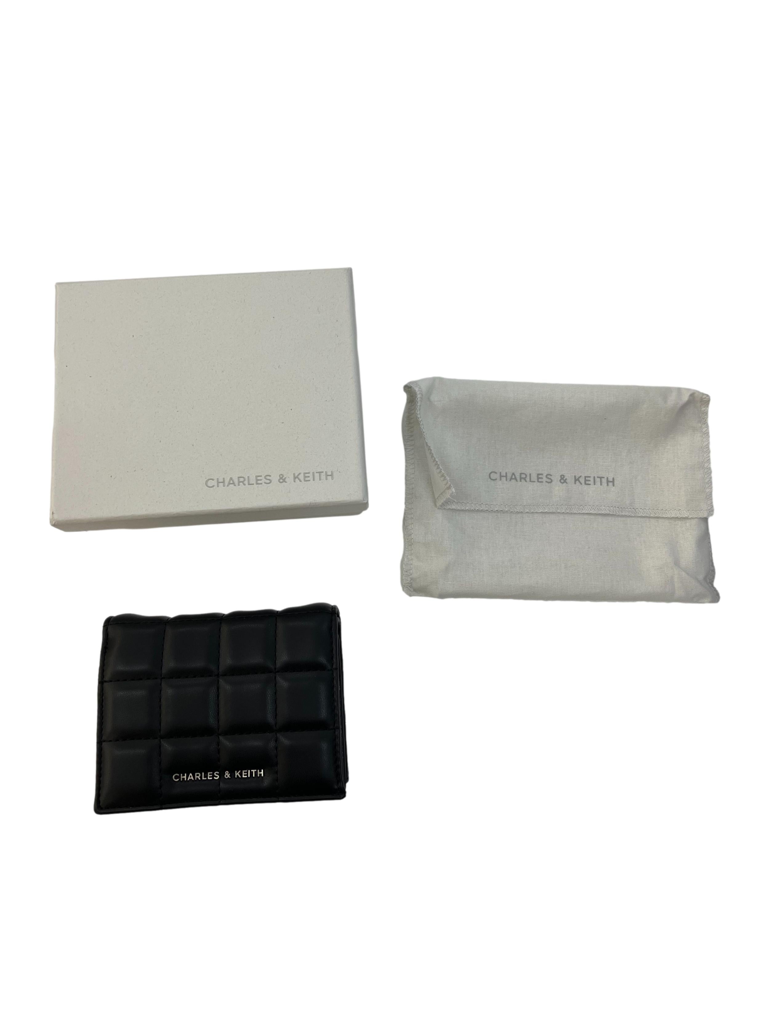 Black Leather Charles & Keith Cassia Quilted Chain-Handle Mini Small Wallet