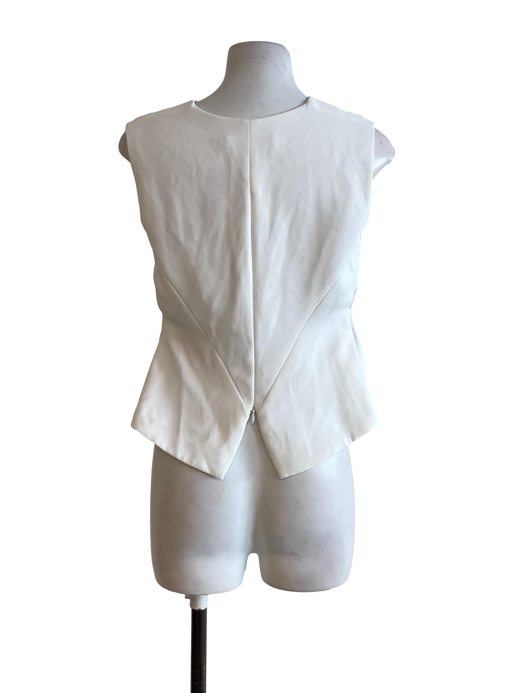 White V Neck Fit Top