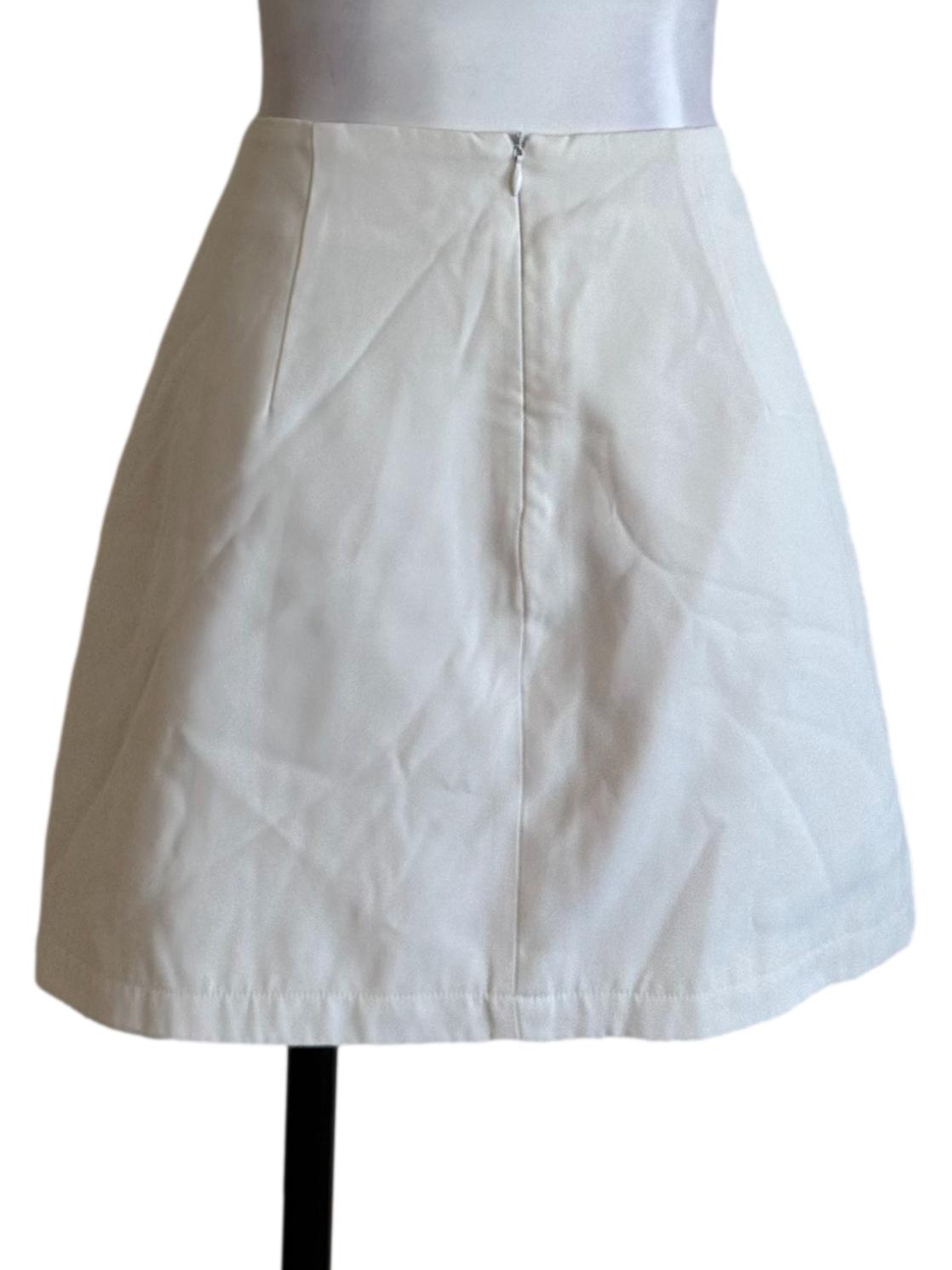 Ivory White Casual Mini Skorts