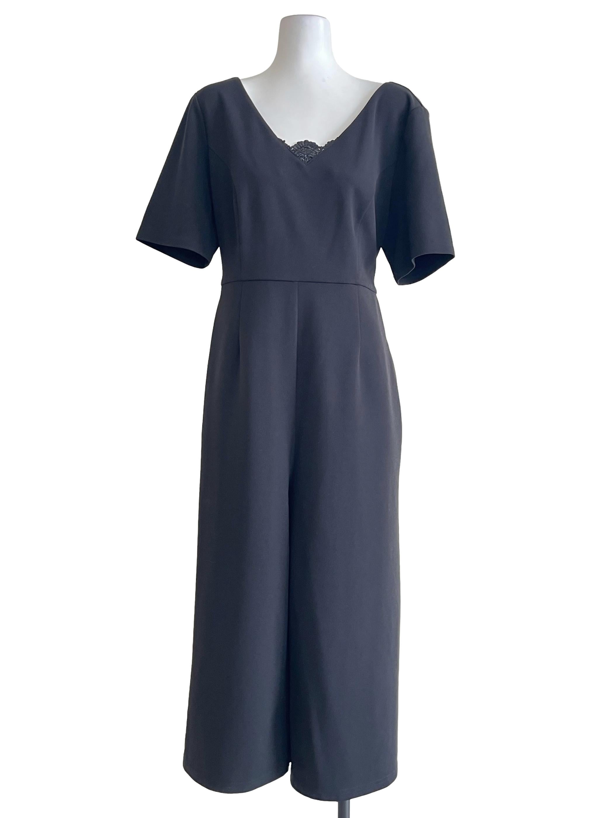 Jade Black V-Nevk Jumpsuit