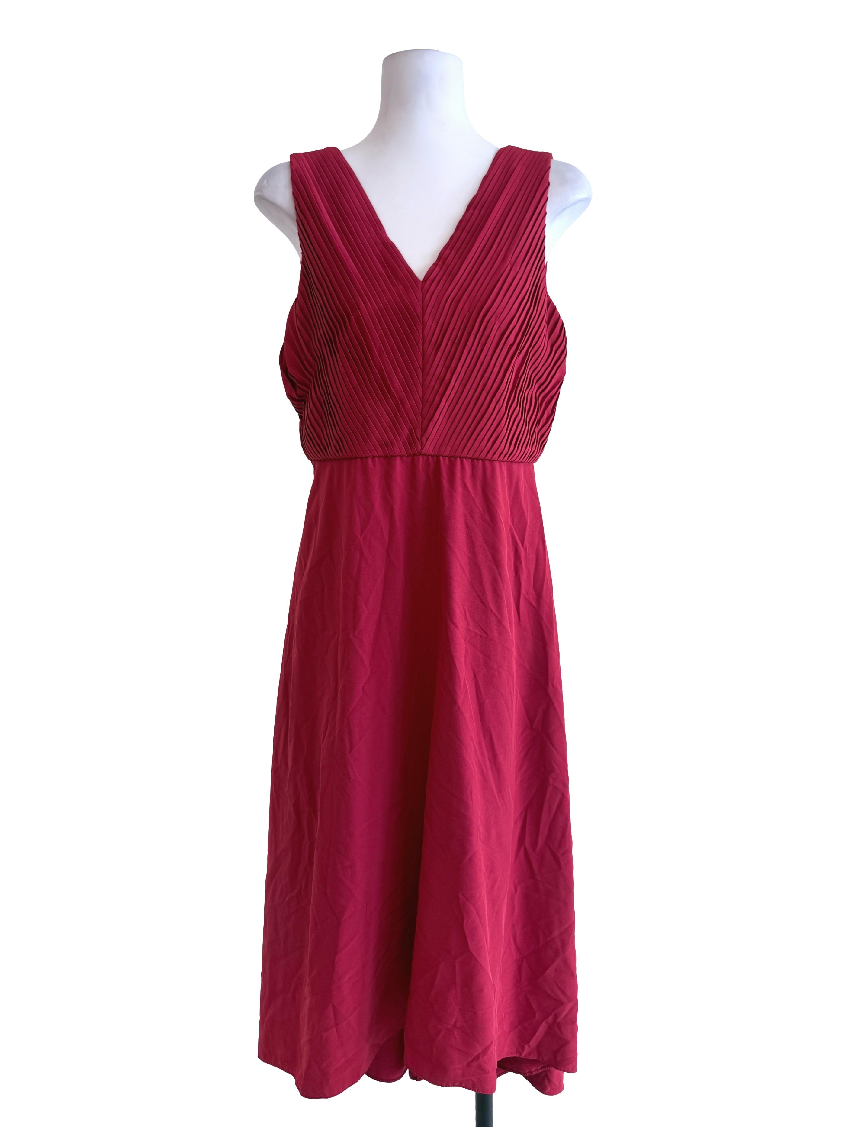 Red Plain Sleeveless Empire Dress