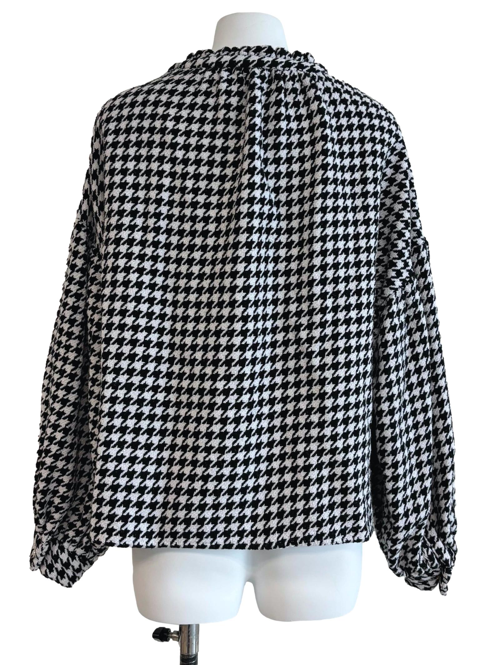 Black And White Knitted Houndstooth Top