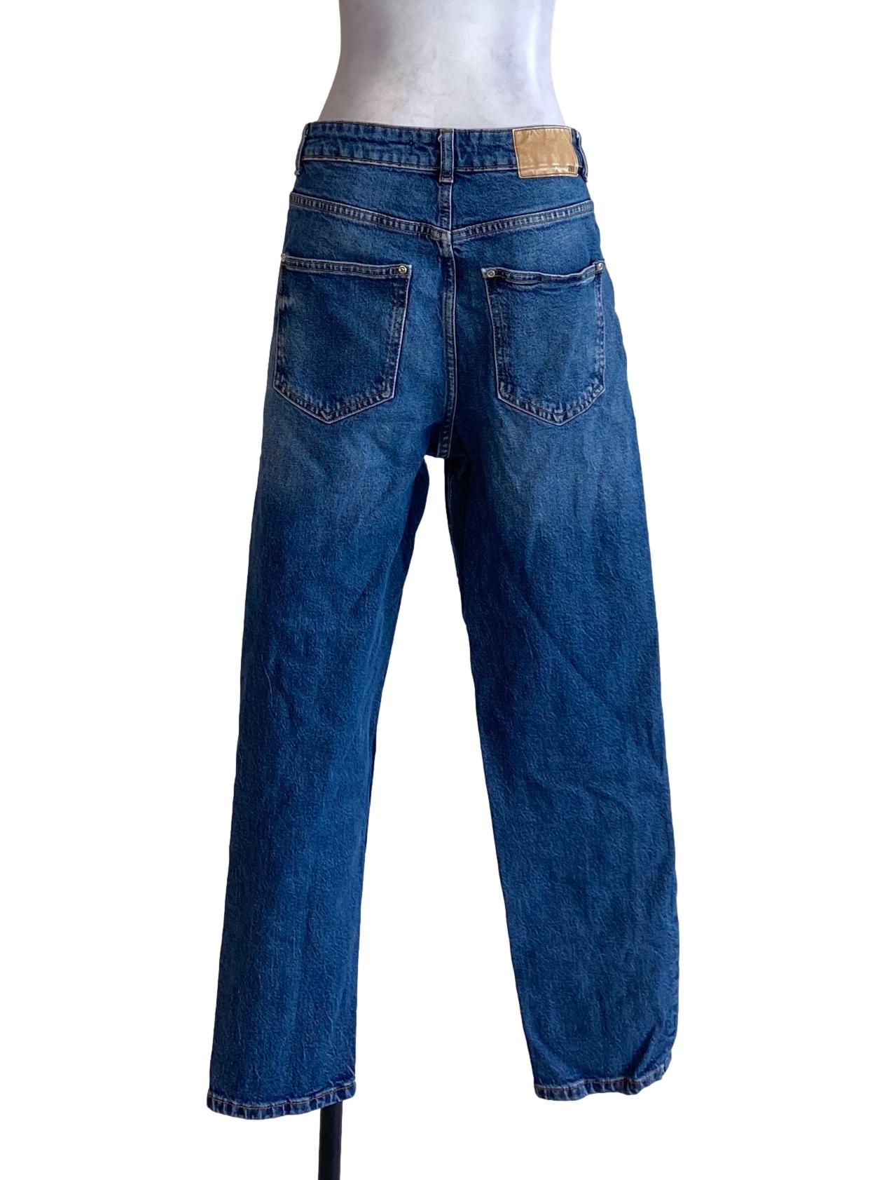 Denim Blue Buttoned Waist Straight Jeans