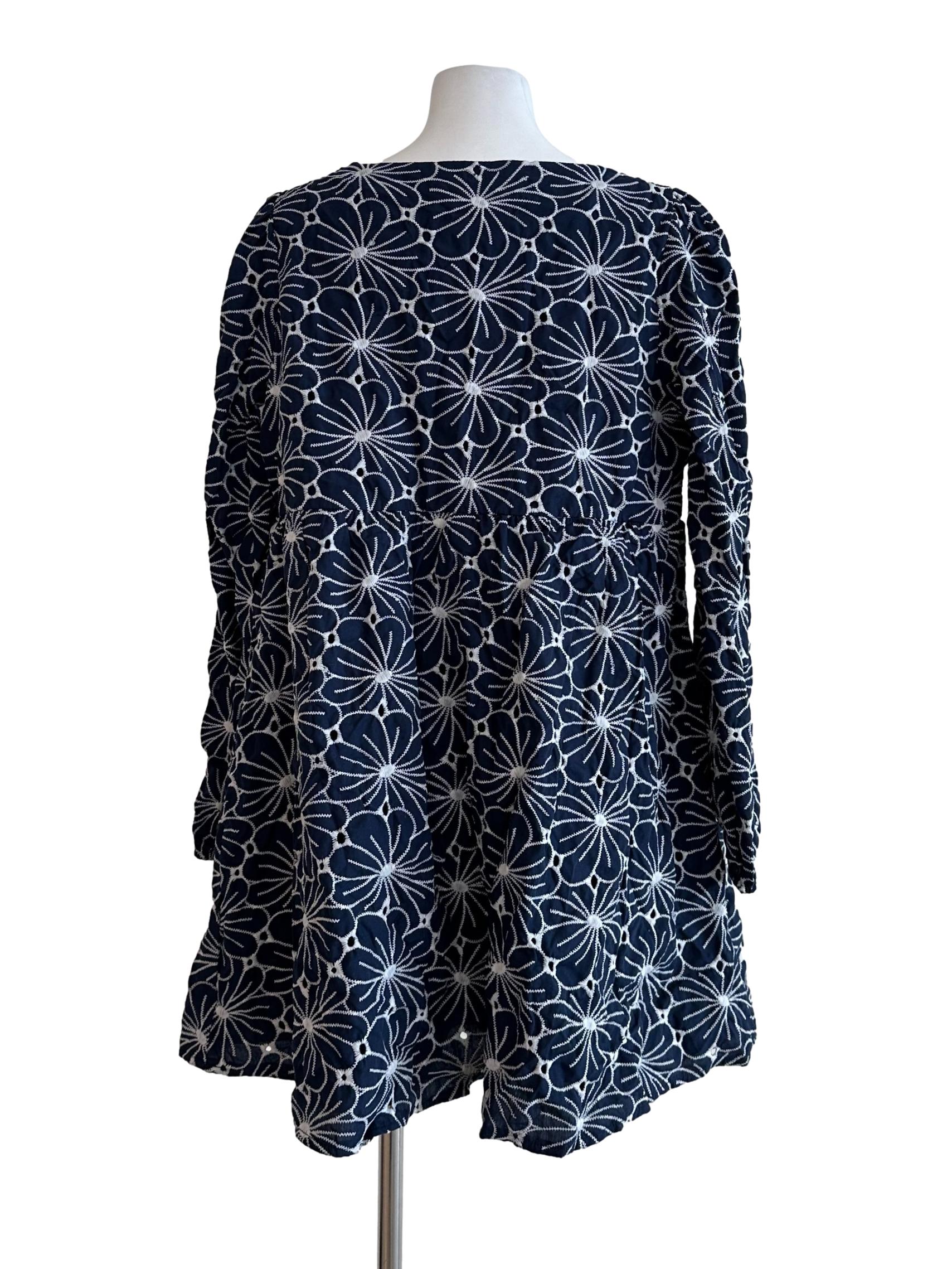 Navy Blue Embroidery Lace Dress