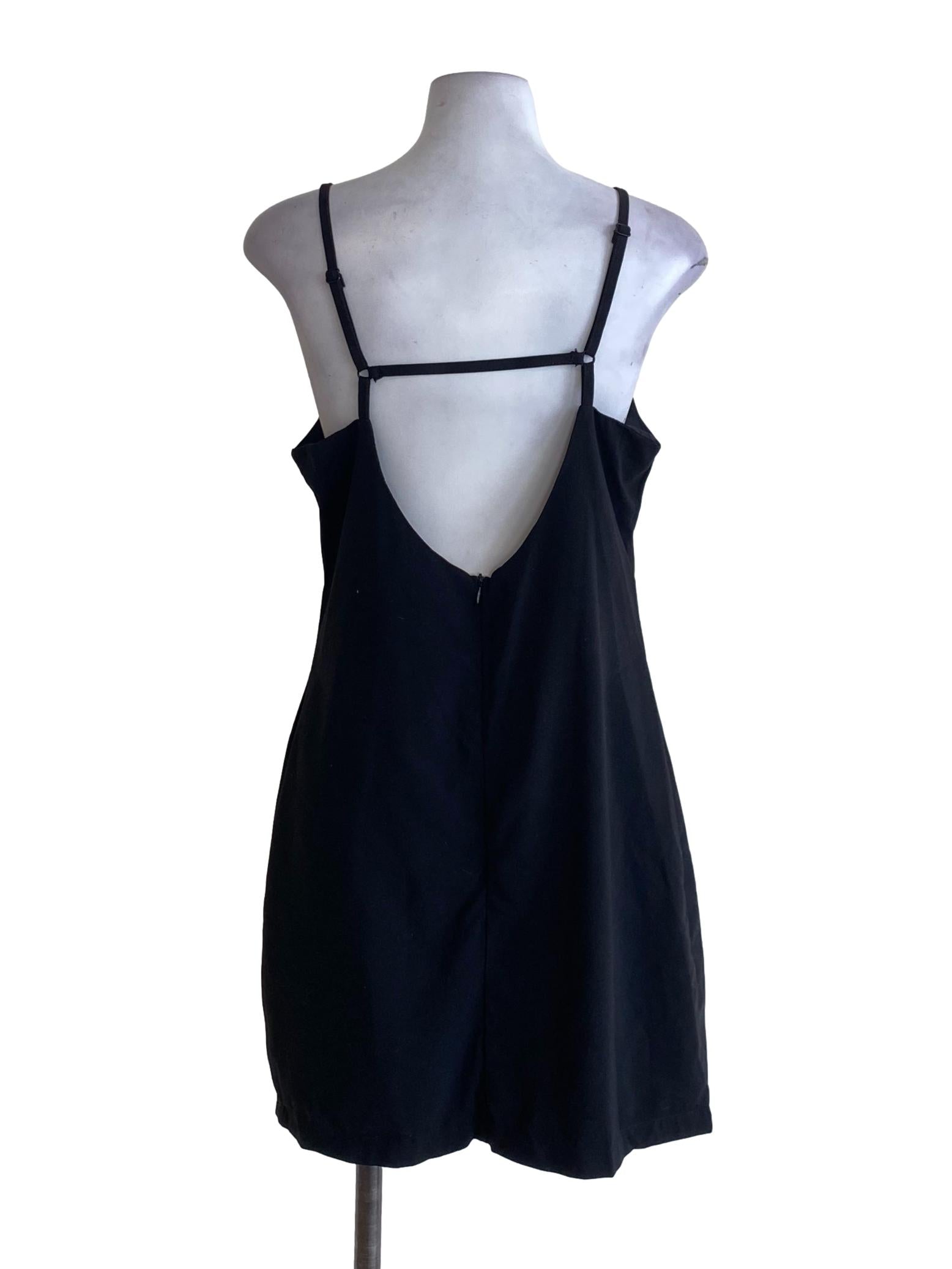 Rich Black Round Neck Sheath Dress