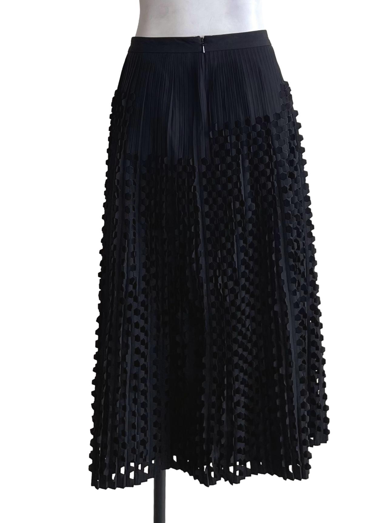 Black Hexagon Hollow Pleat Skirt