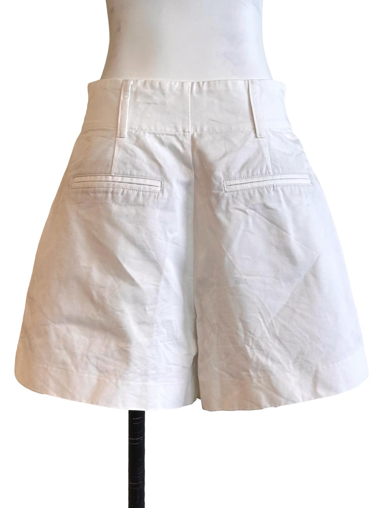 White Pleated Wide Shorts LB