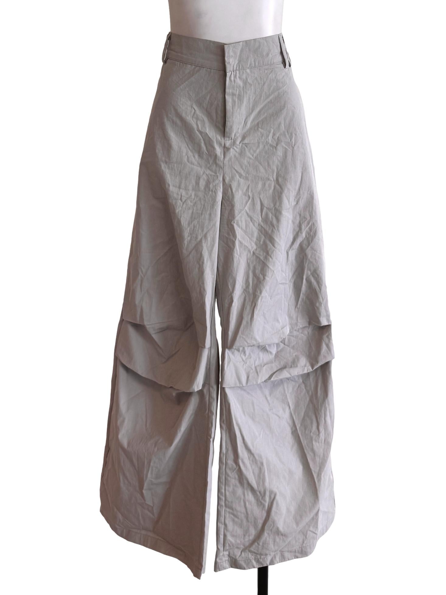 Light Grey White Pants TEM