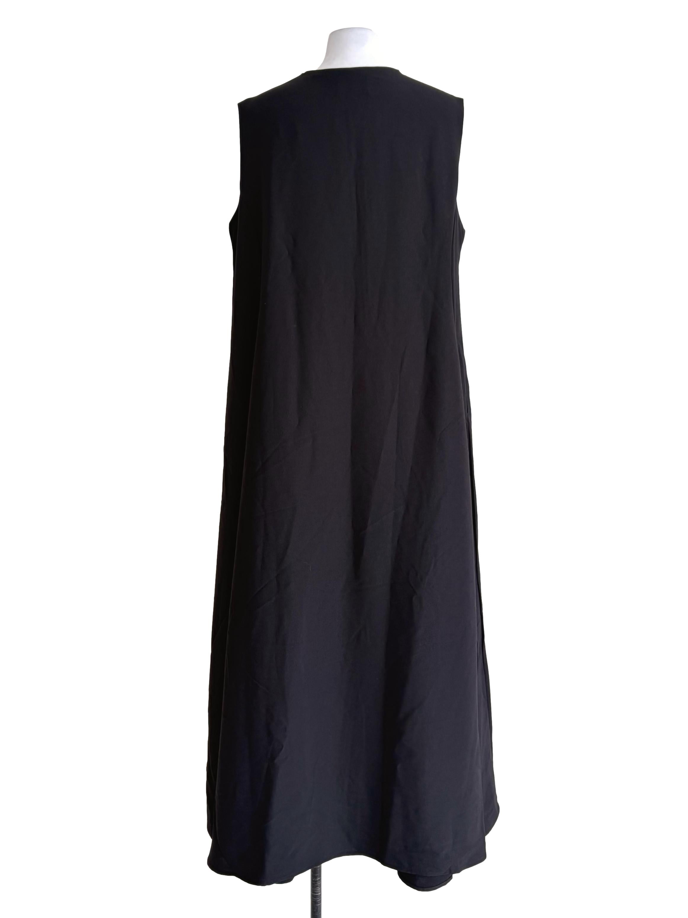 Black Sleeveless Dress