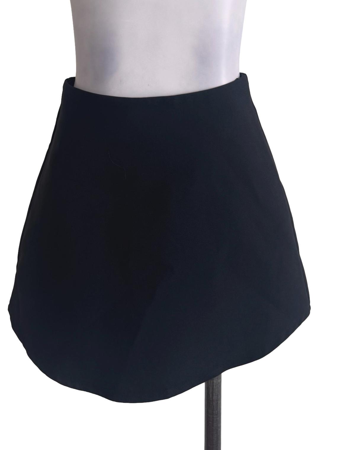 Black Plain Skorts