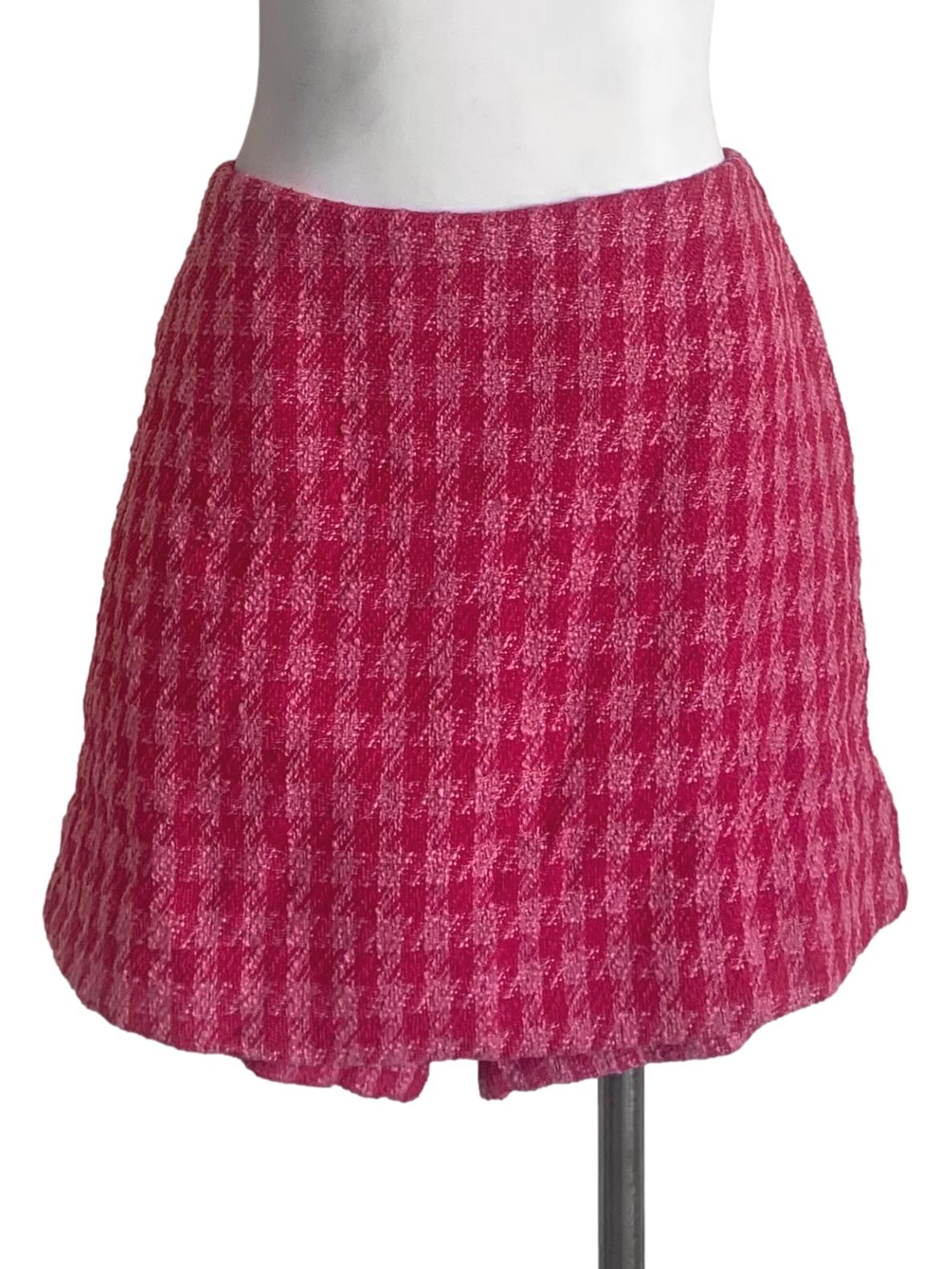 Hot Pink Nailshead Pattern Skorts
