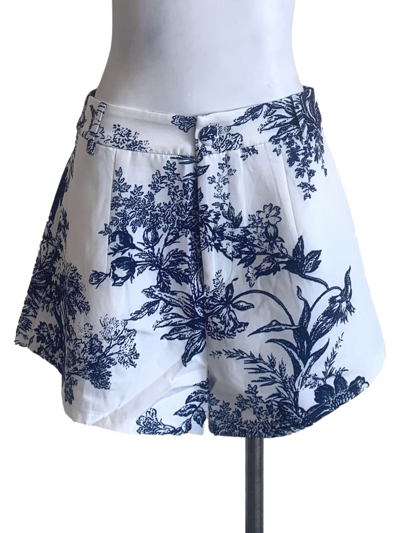 White Floral Pattern Shorts