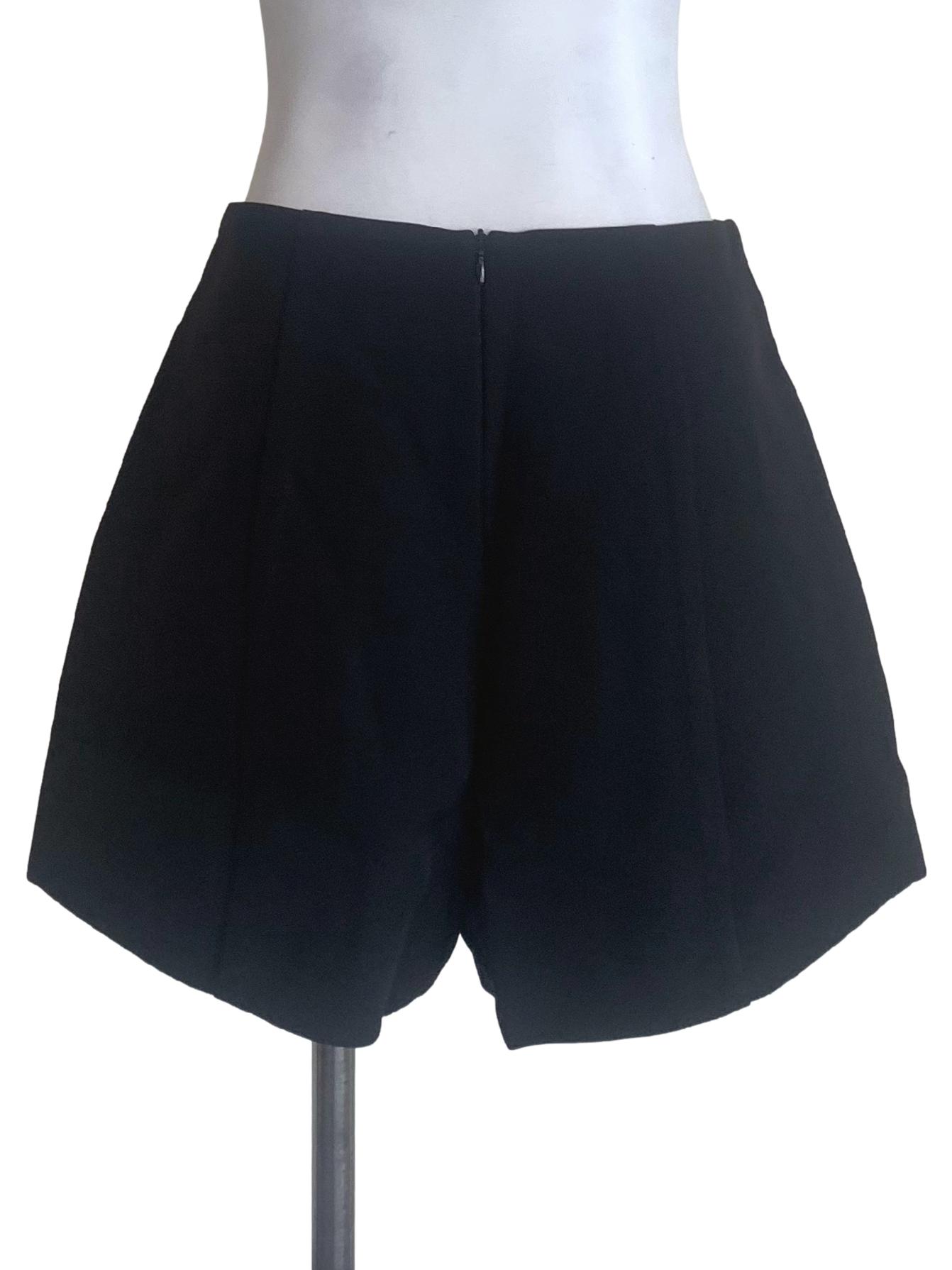 Crow Black Loose Shorts