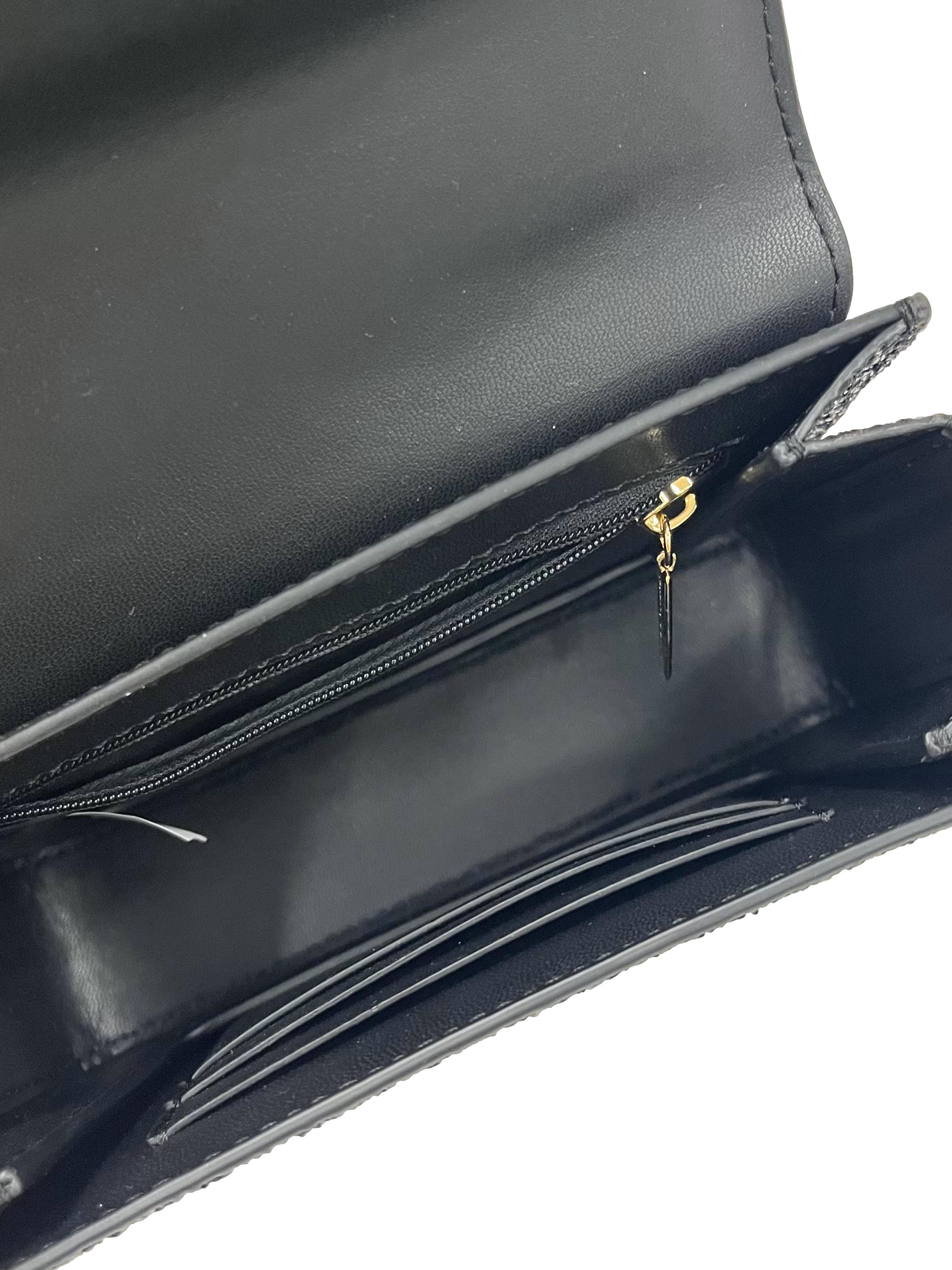 Black Glittery Push-Lock Chain Handle Bag