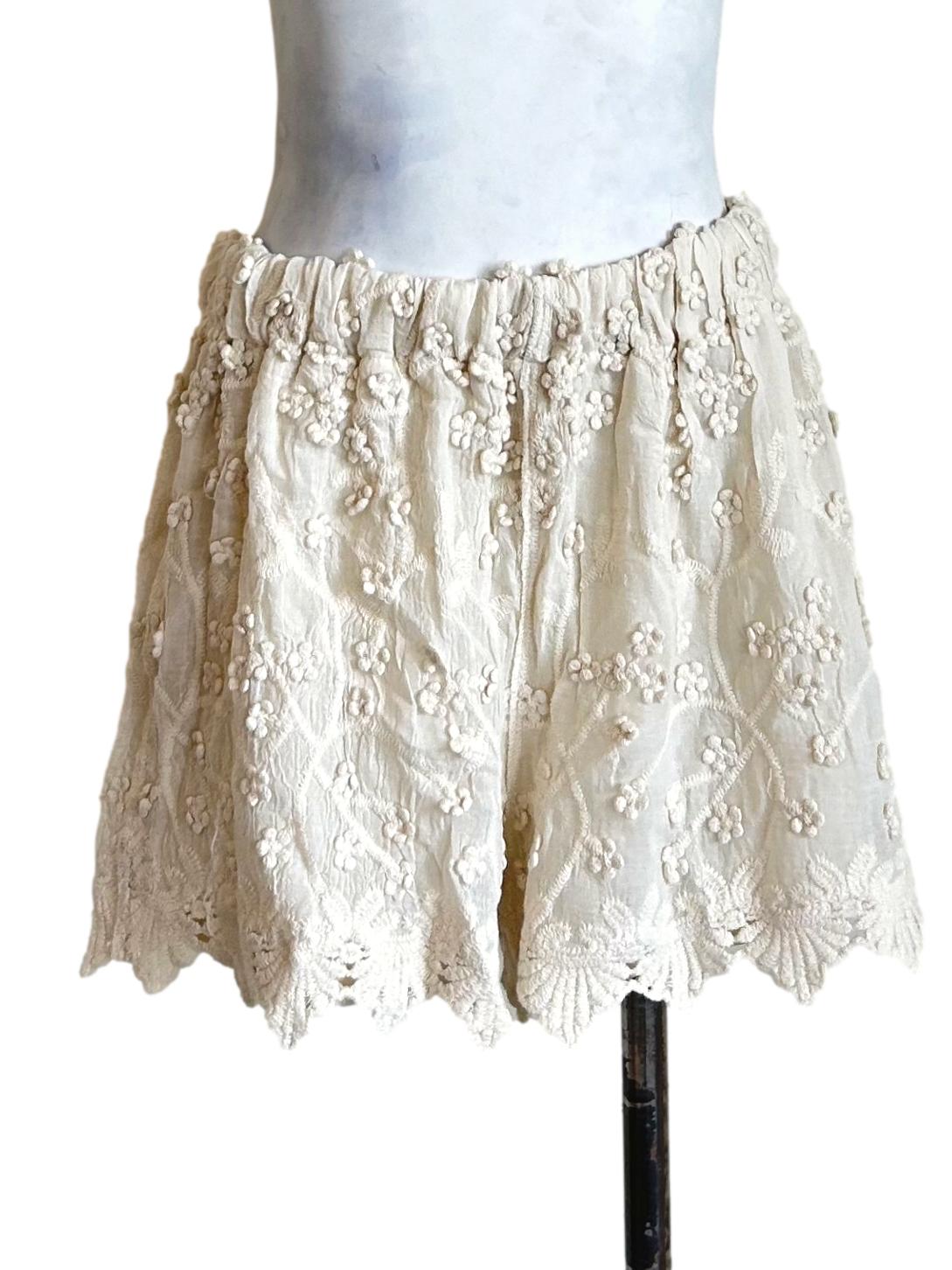 Cream Floral Lace Shorts