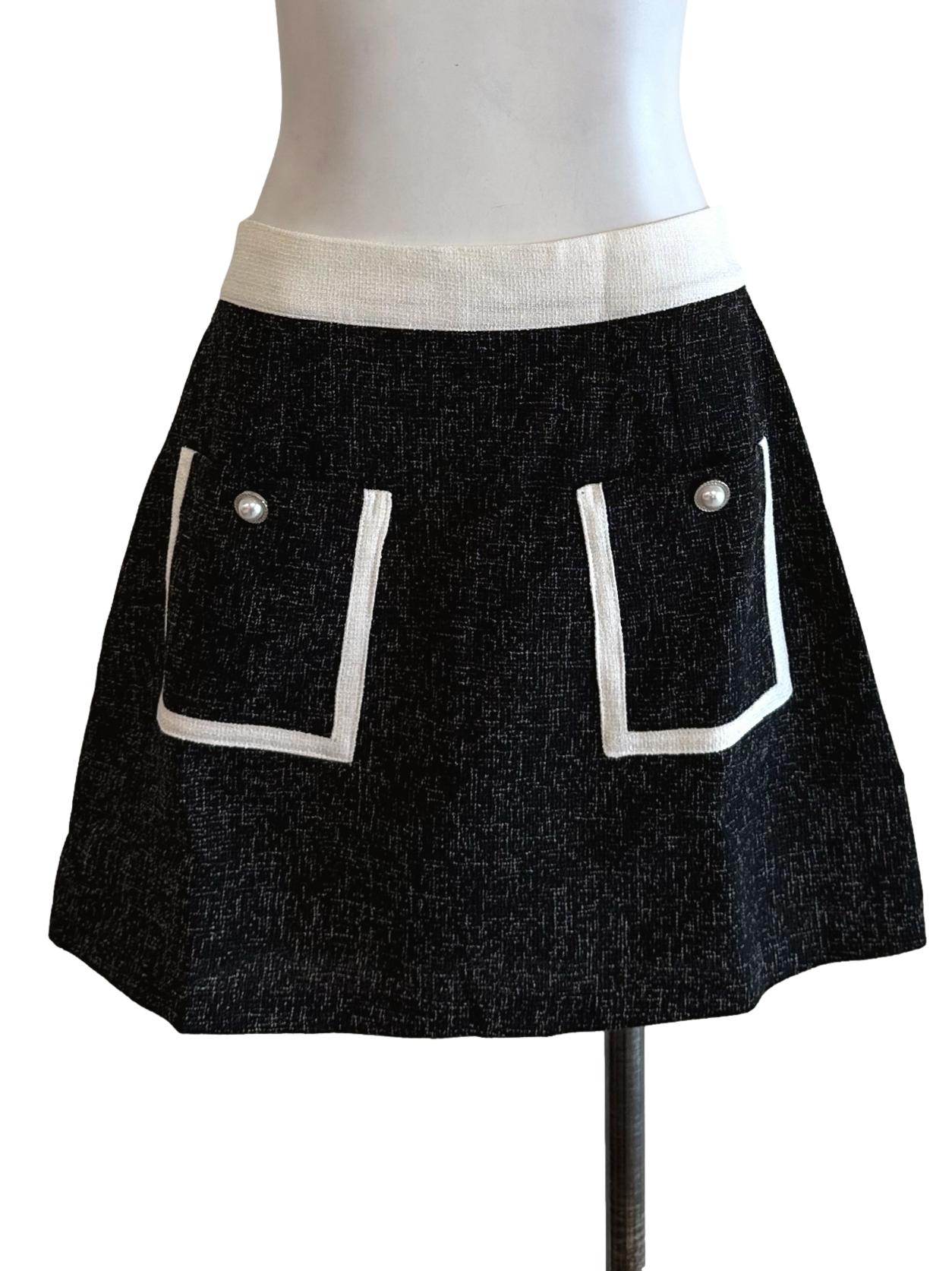 Black Tweed Pattern Skort