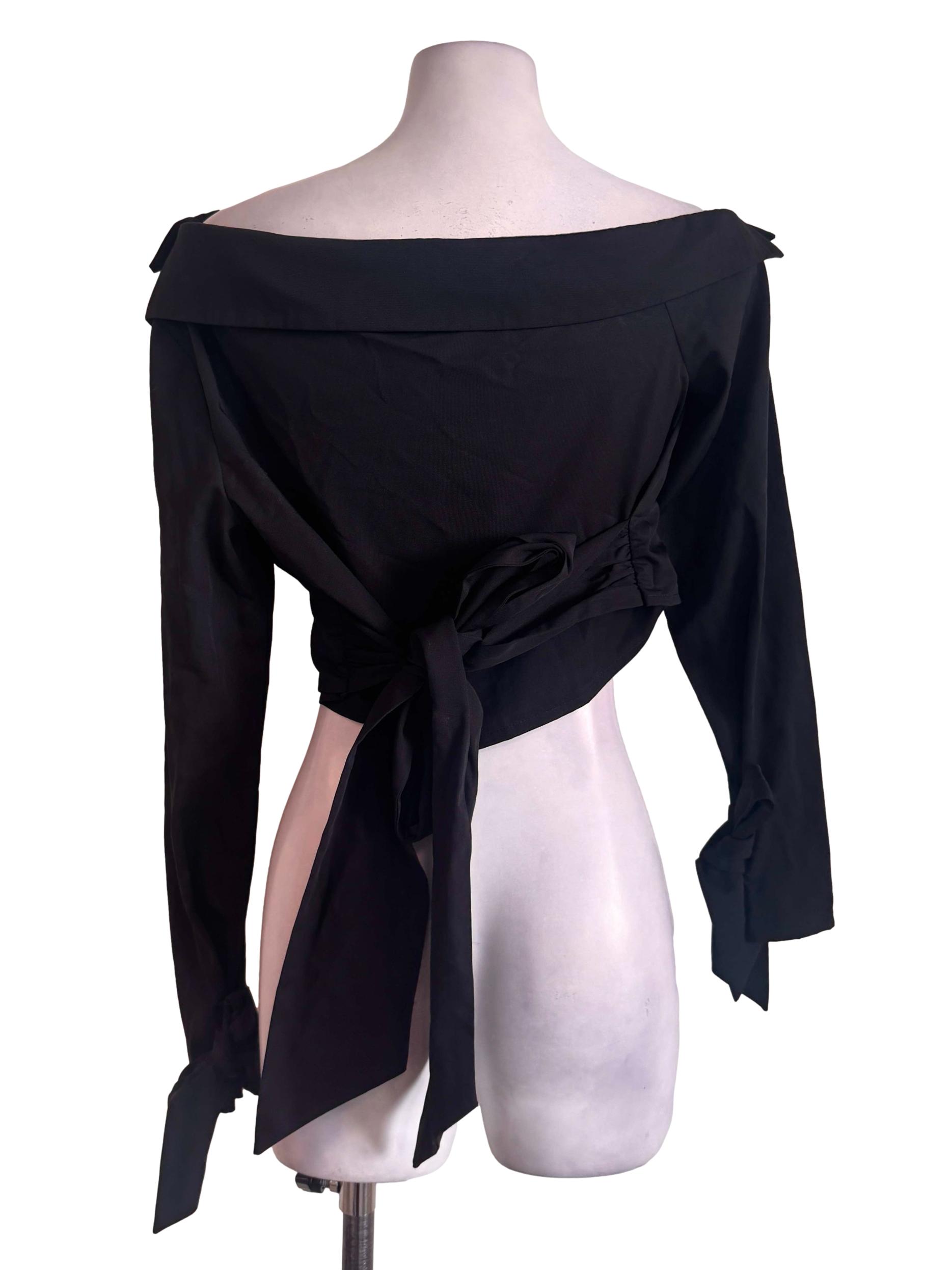 Black Long Sleeves Crop Top