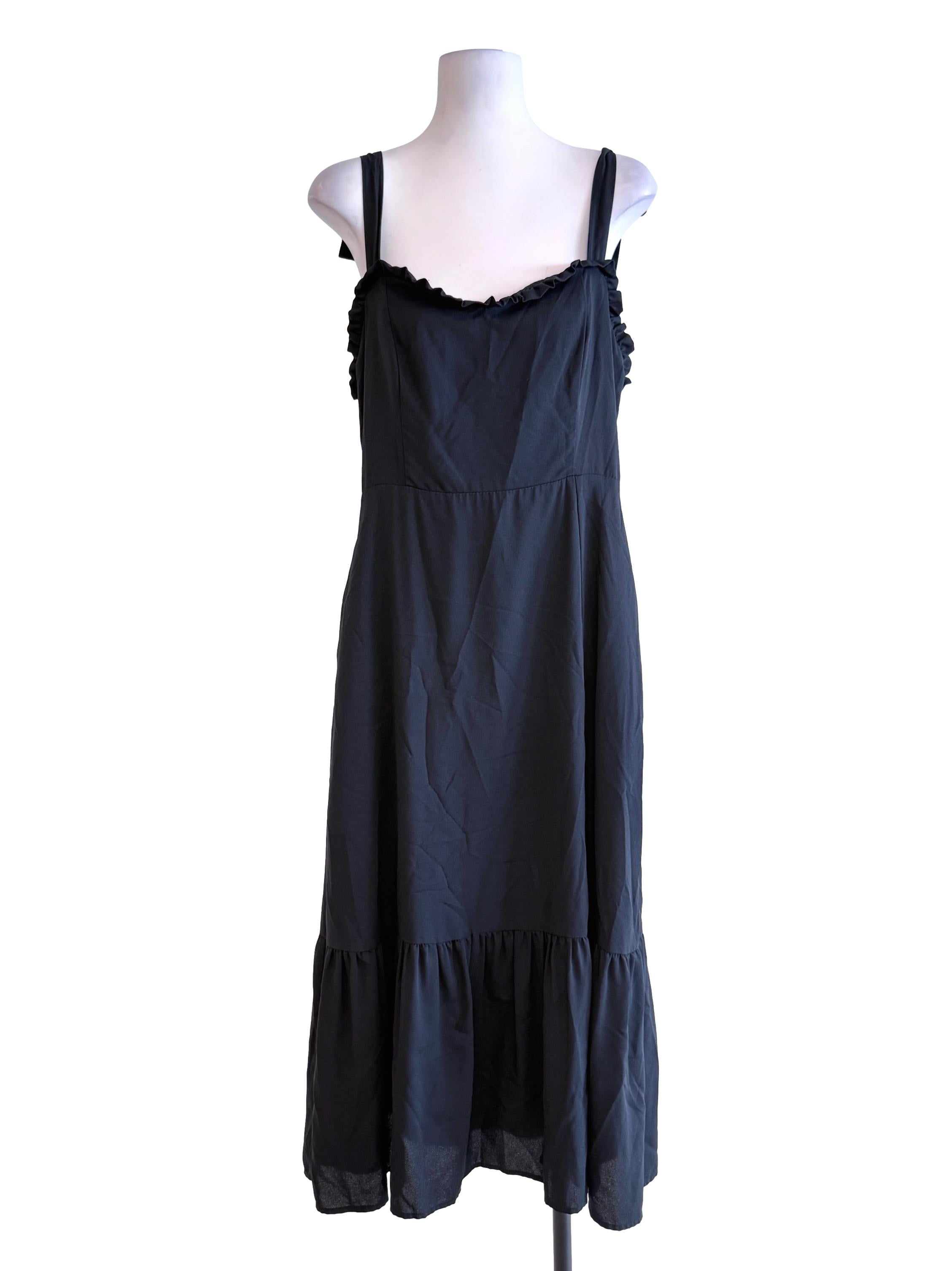 Black Plain Sleeveless Dress