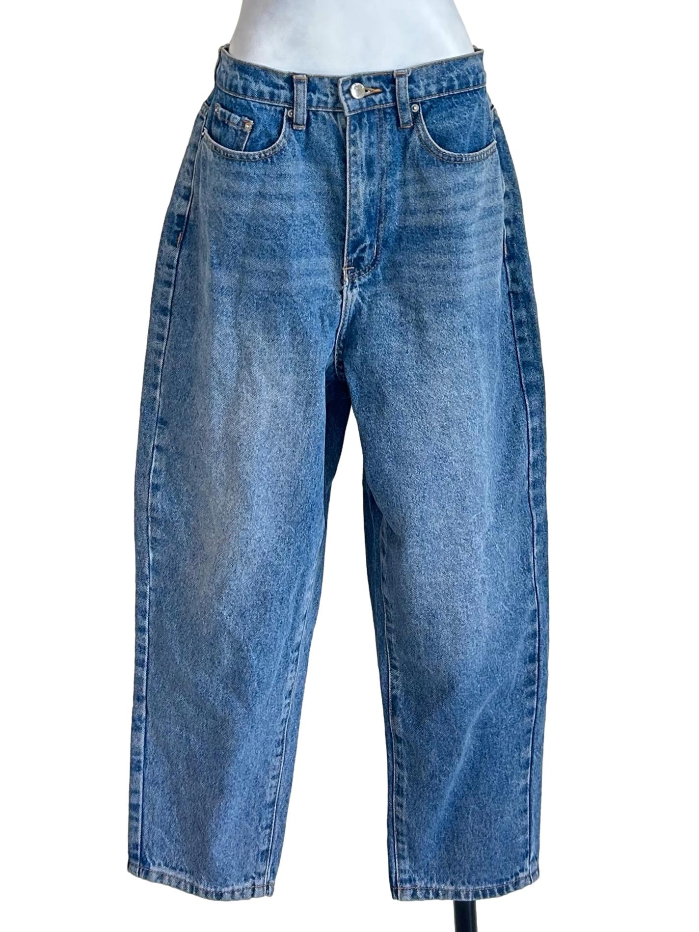 Mid Wash Casual Mom Jeans