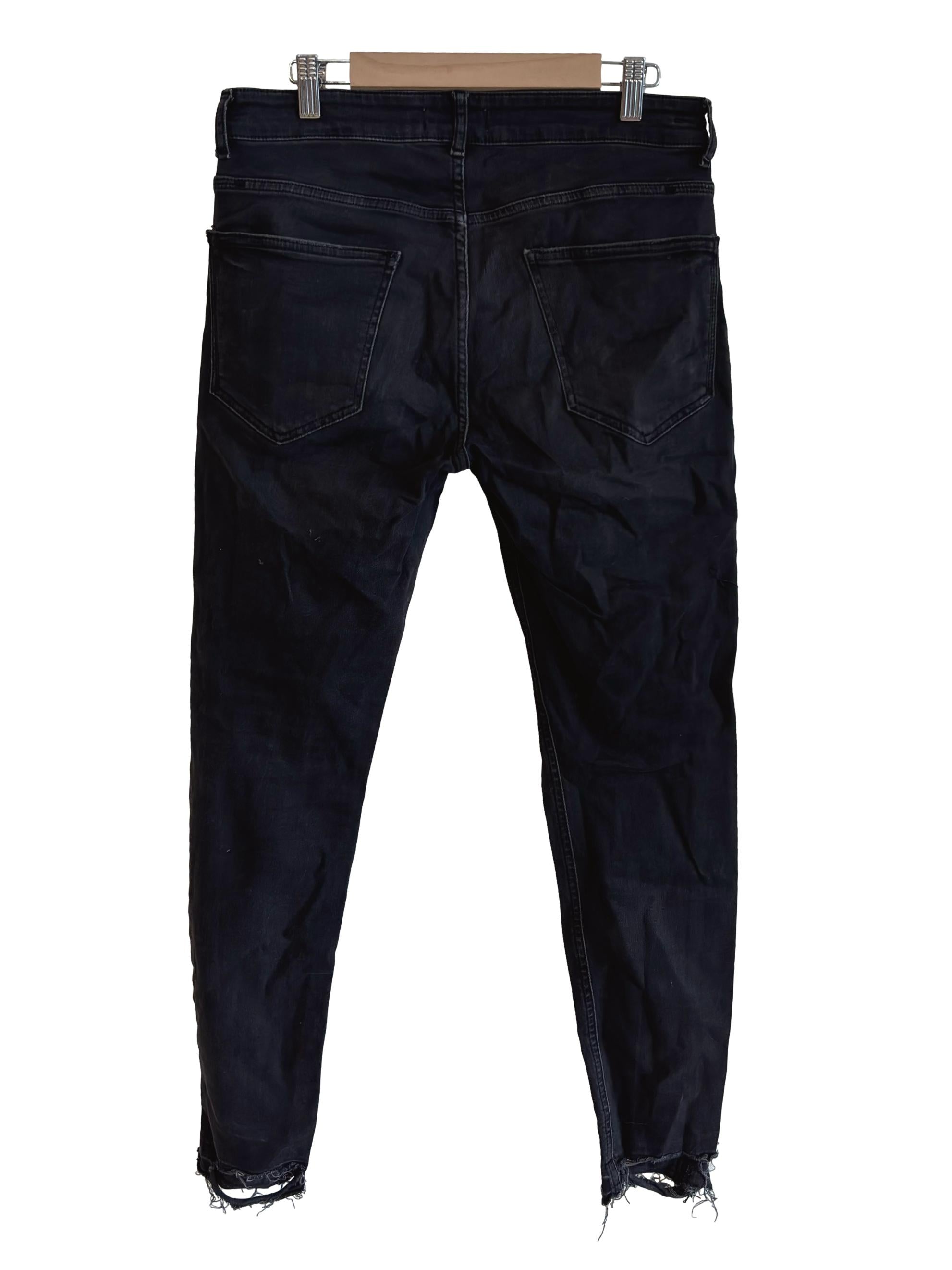 Charcoal Black Ripped Skinny Jean