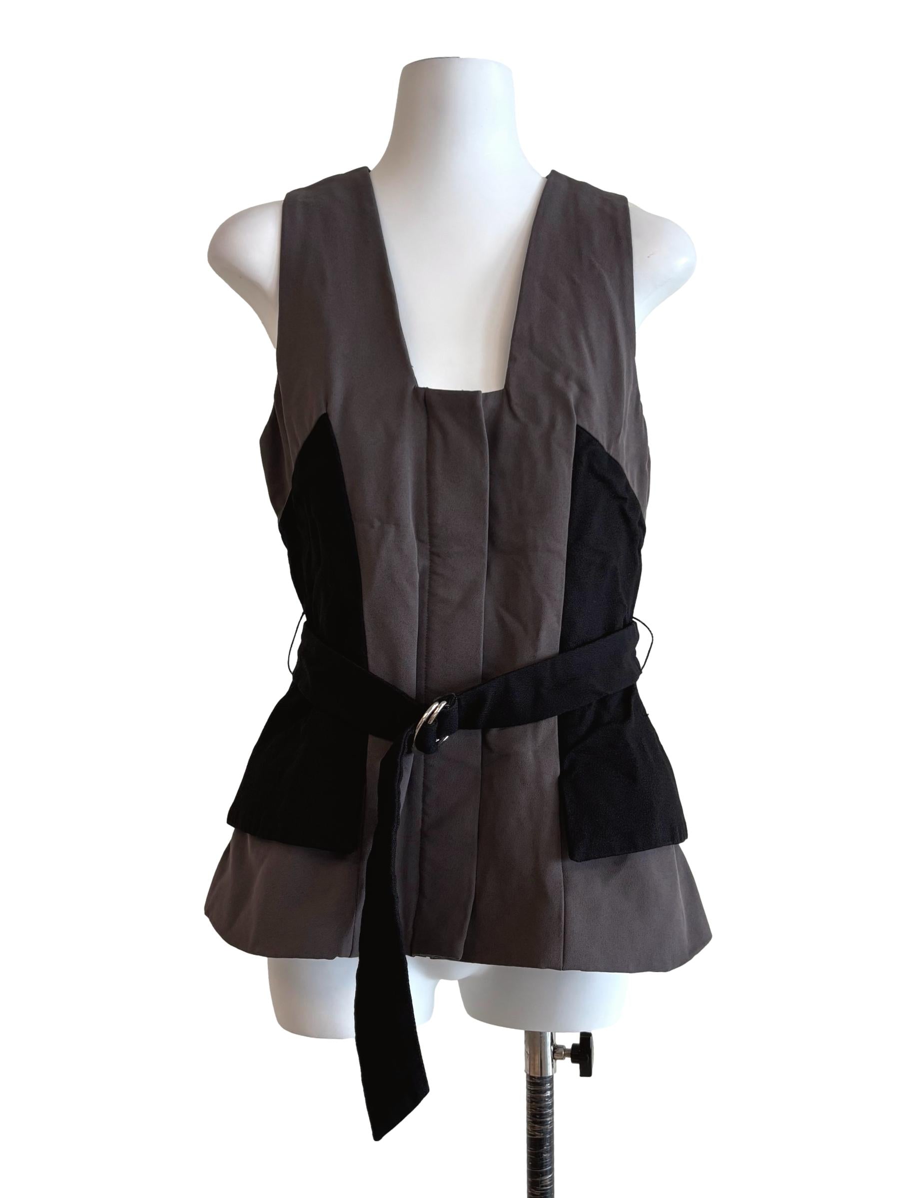 Fog Grey Zip Up Sleeveless Top