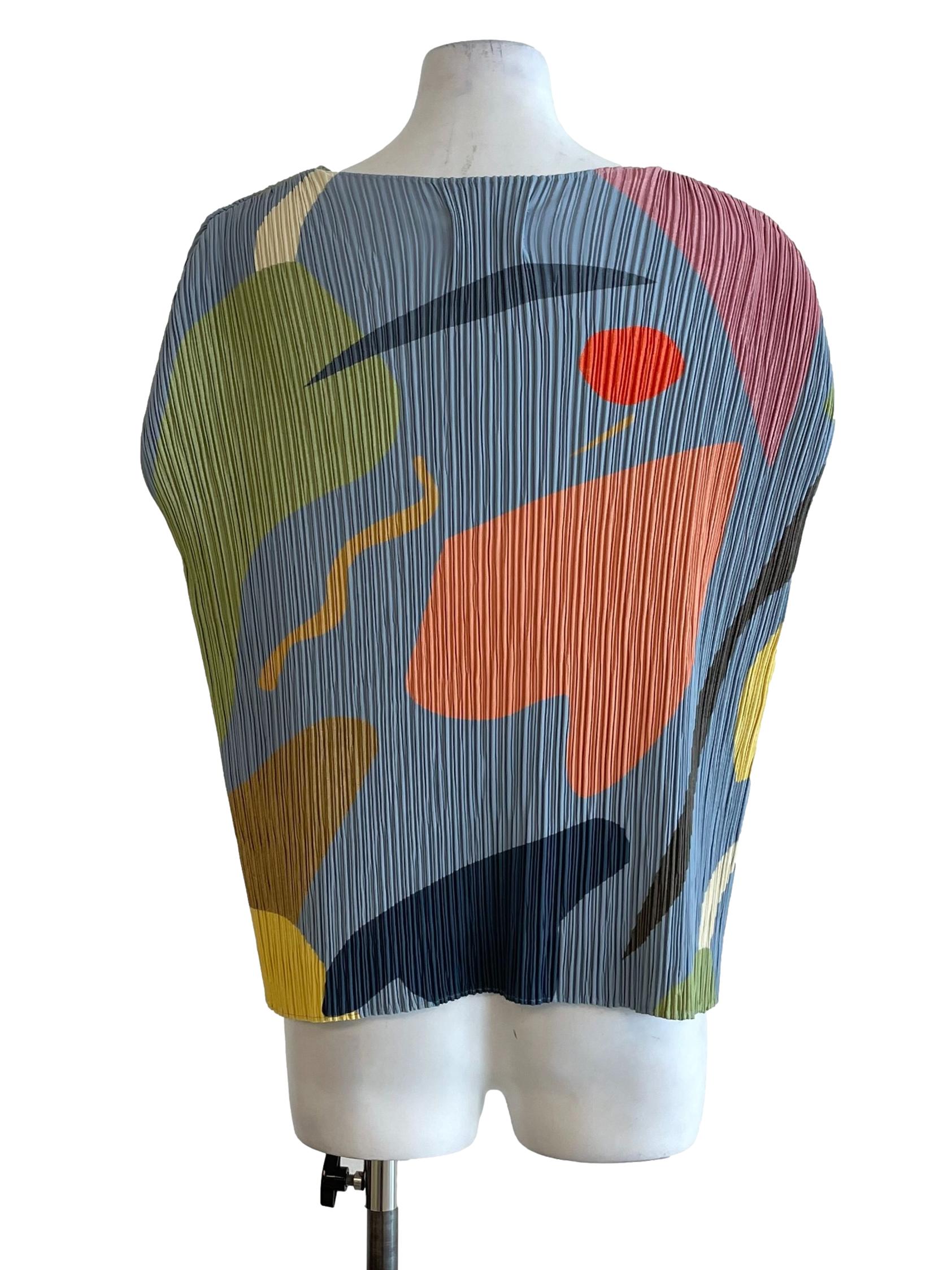 Stone Blue Graphic Accordion Top OSN