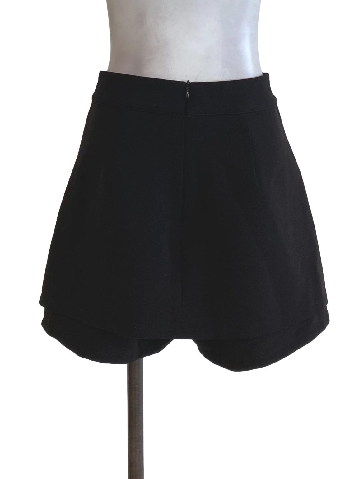 Black Flapped Skorts