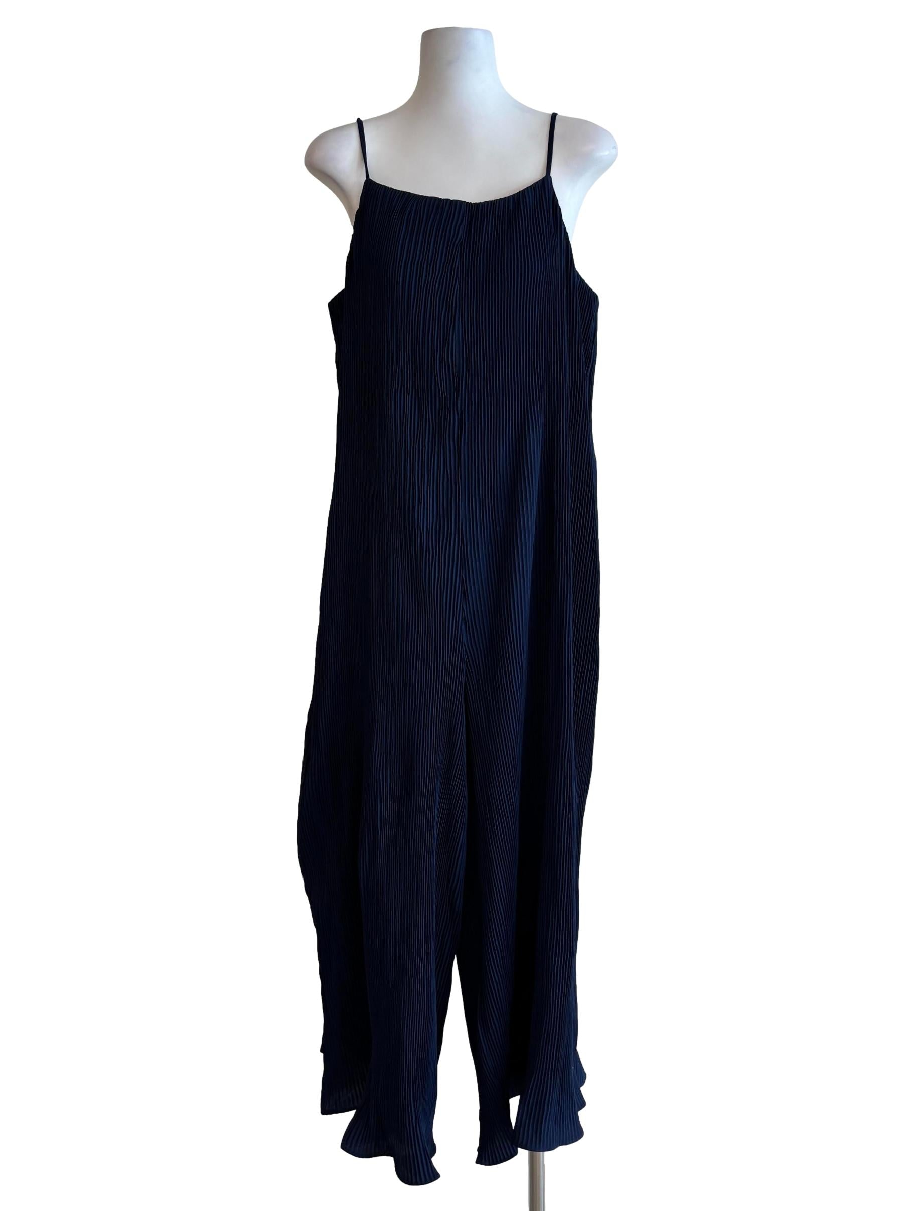 Navy Blue Sleeveless Pleated Jumpsuit