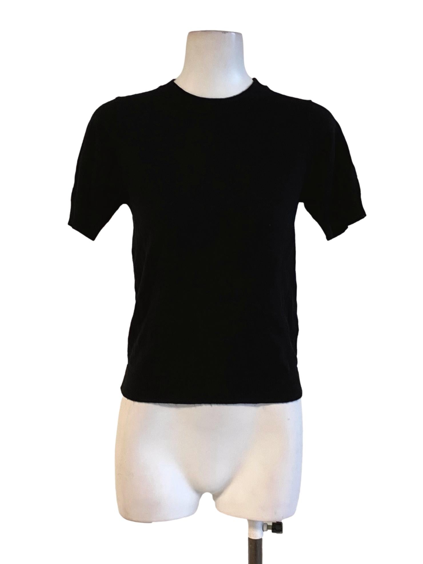 Rich Black Round Neck Short Sleeve Knitted Fit Shirt