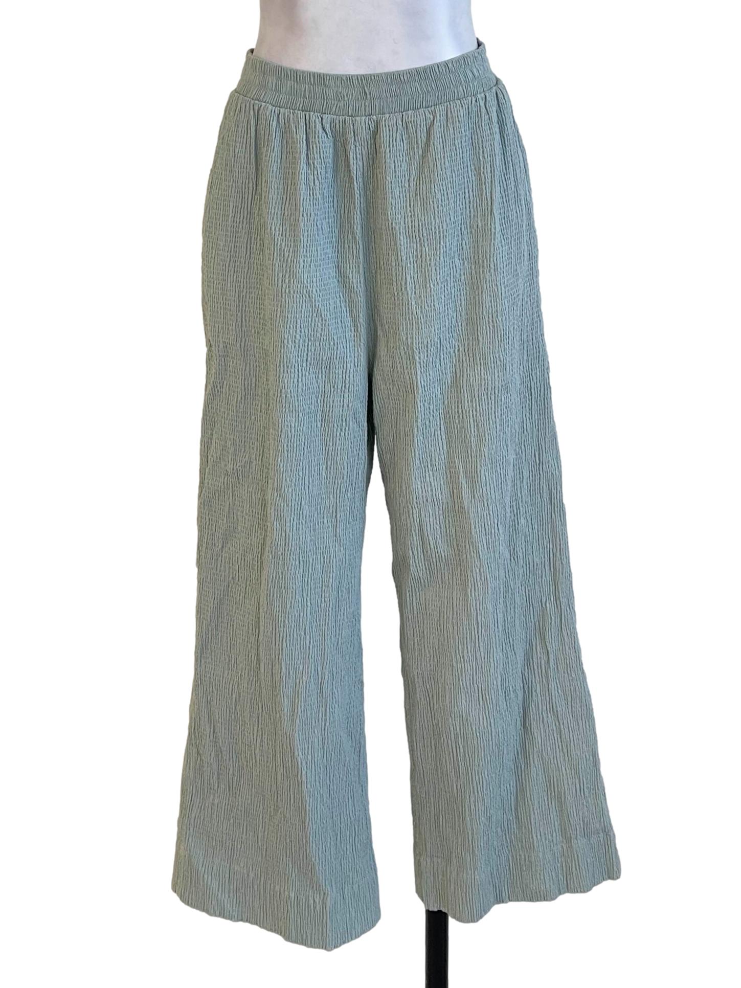 Seaform Green Textured Bermuda Pants