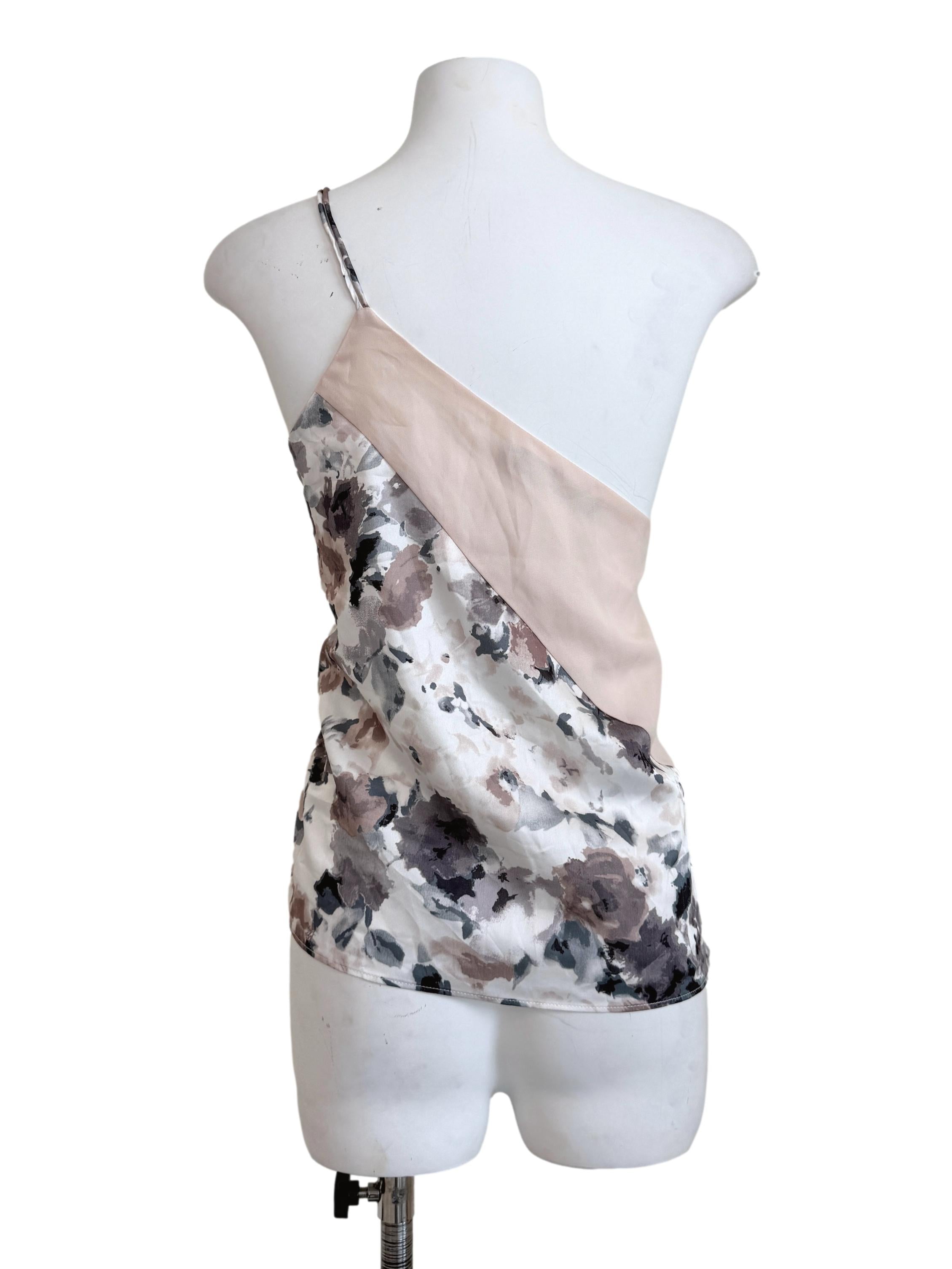 Multicolor Asymmetric Neck Top TCL
