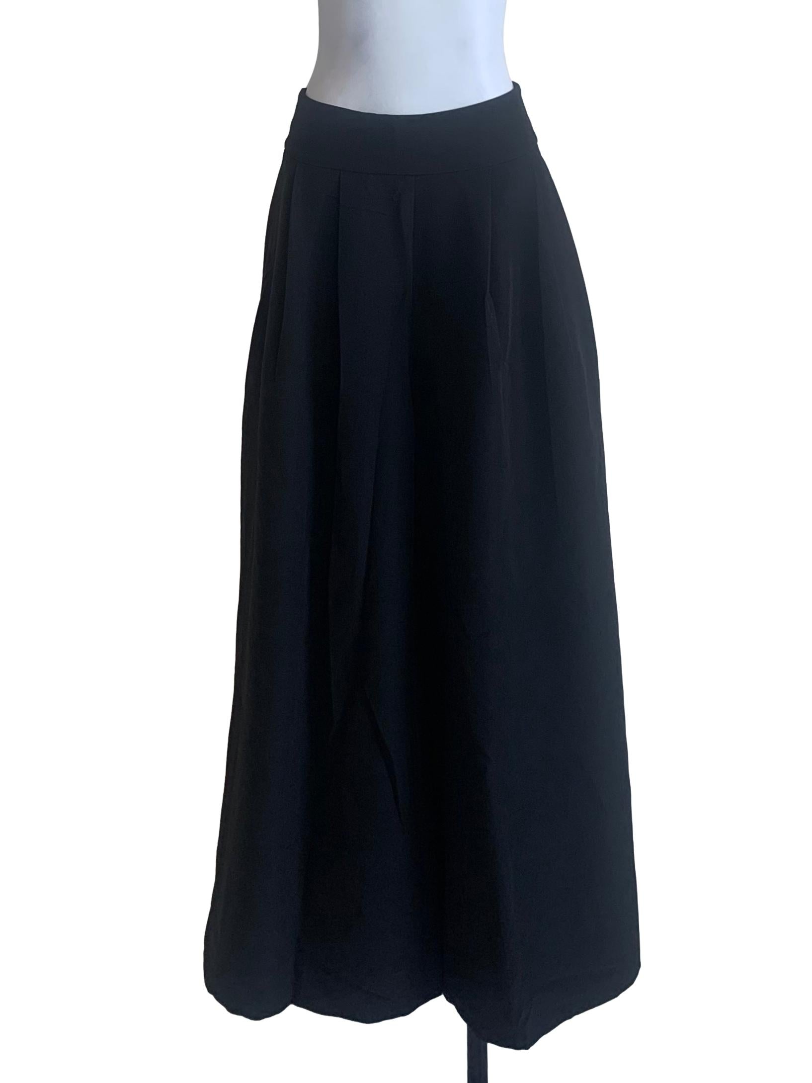 Ebony Black Middle Pleat Culottes