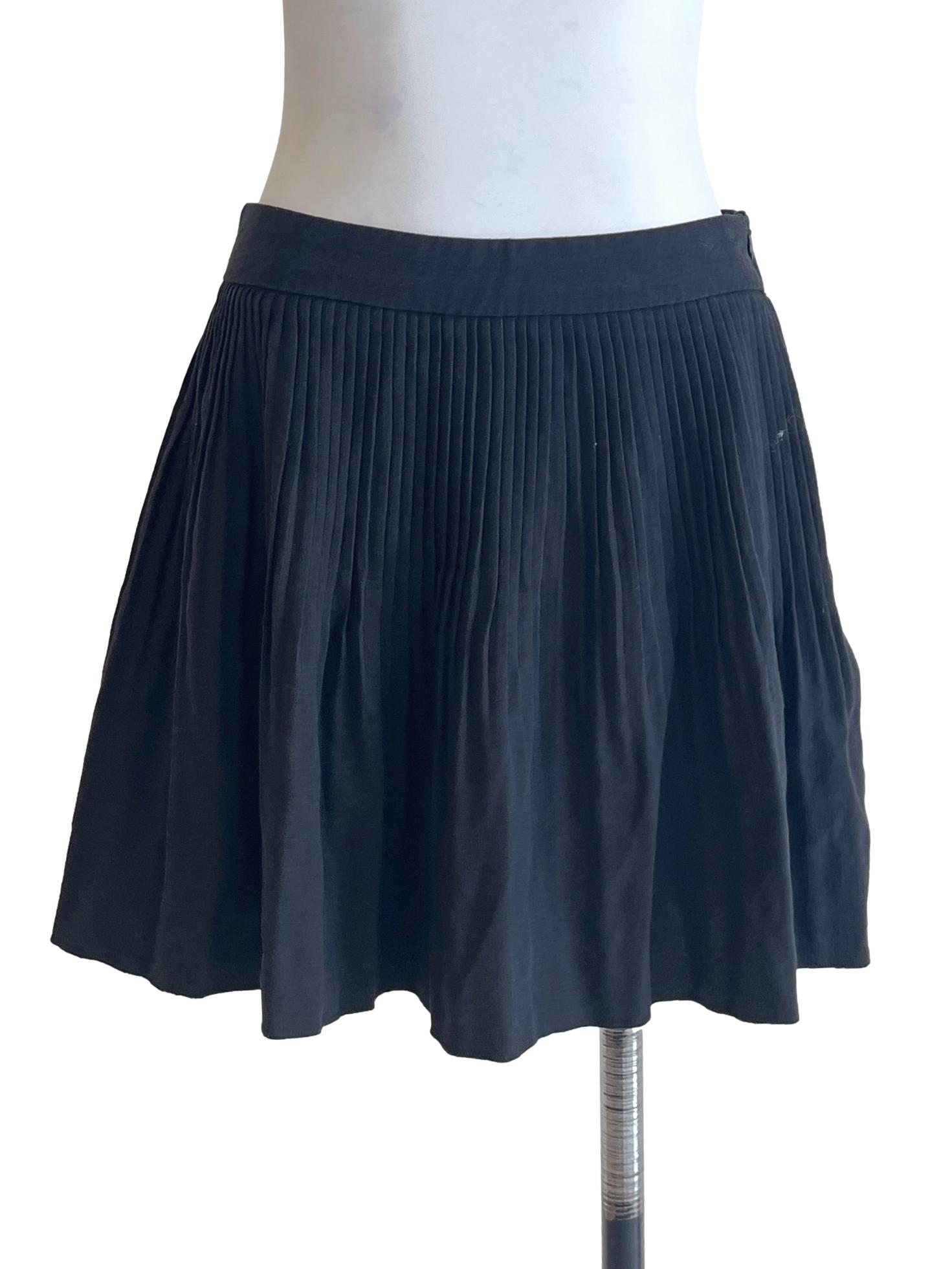 Jade Black Waist Pleated Skirt