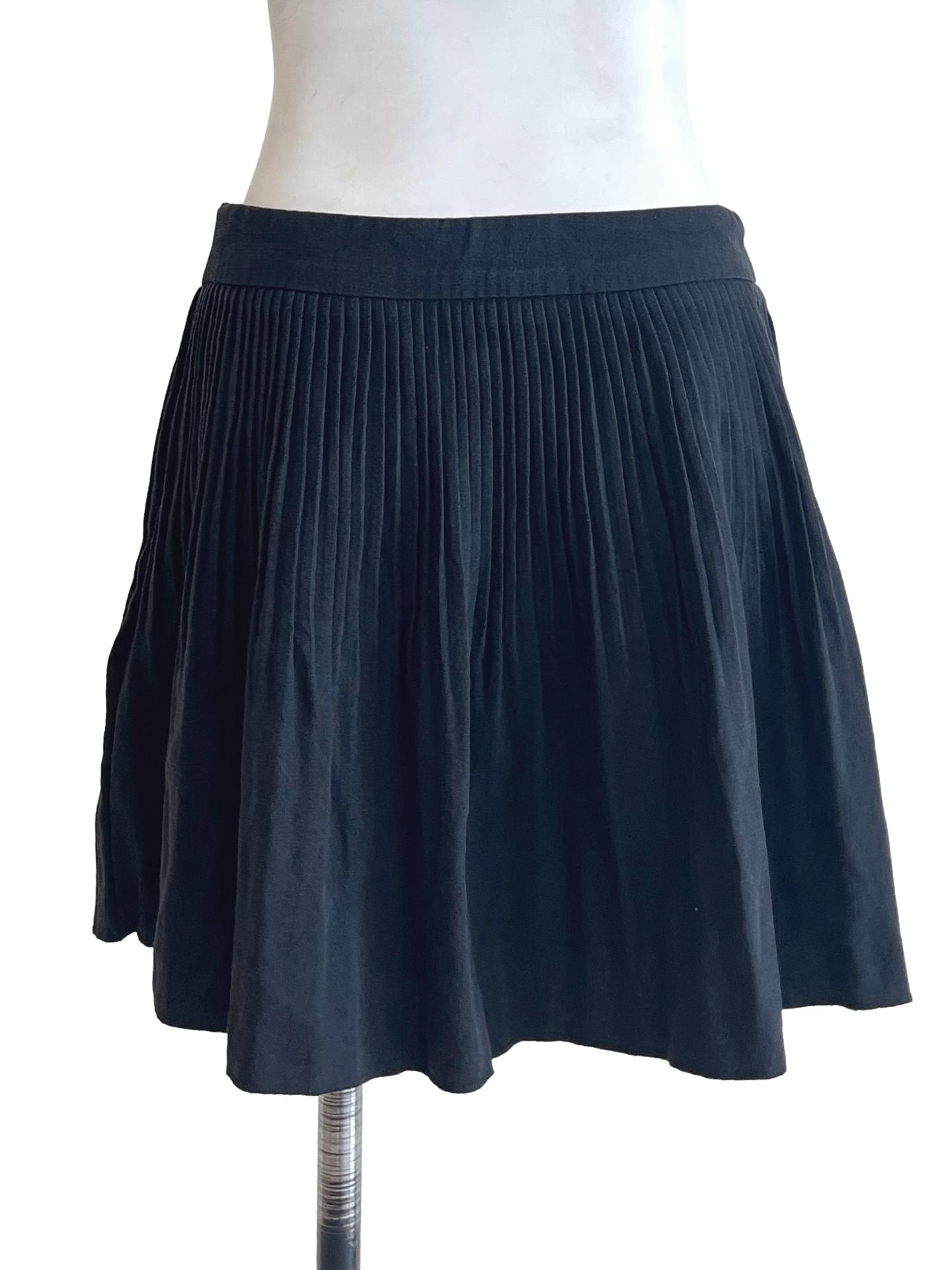 Jade Black Waist Pleated Skirt