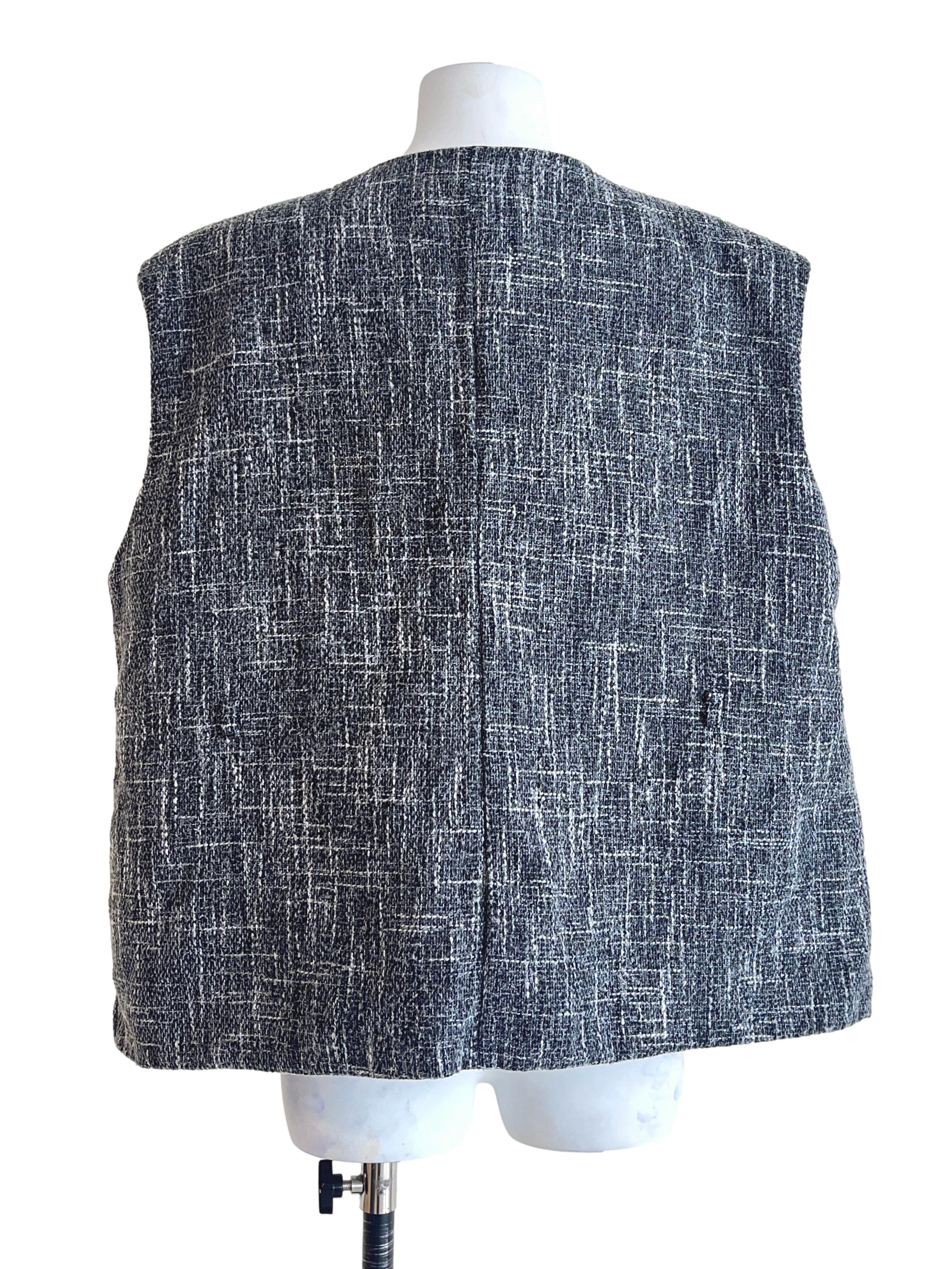 Fog Grey V-Neck Sleeveless Vest LB