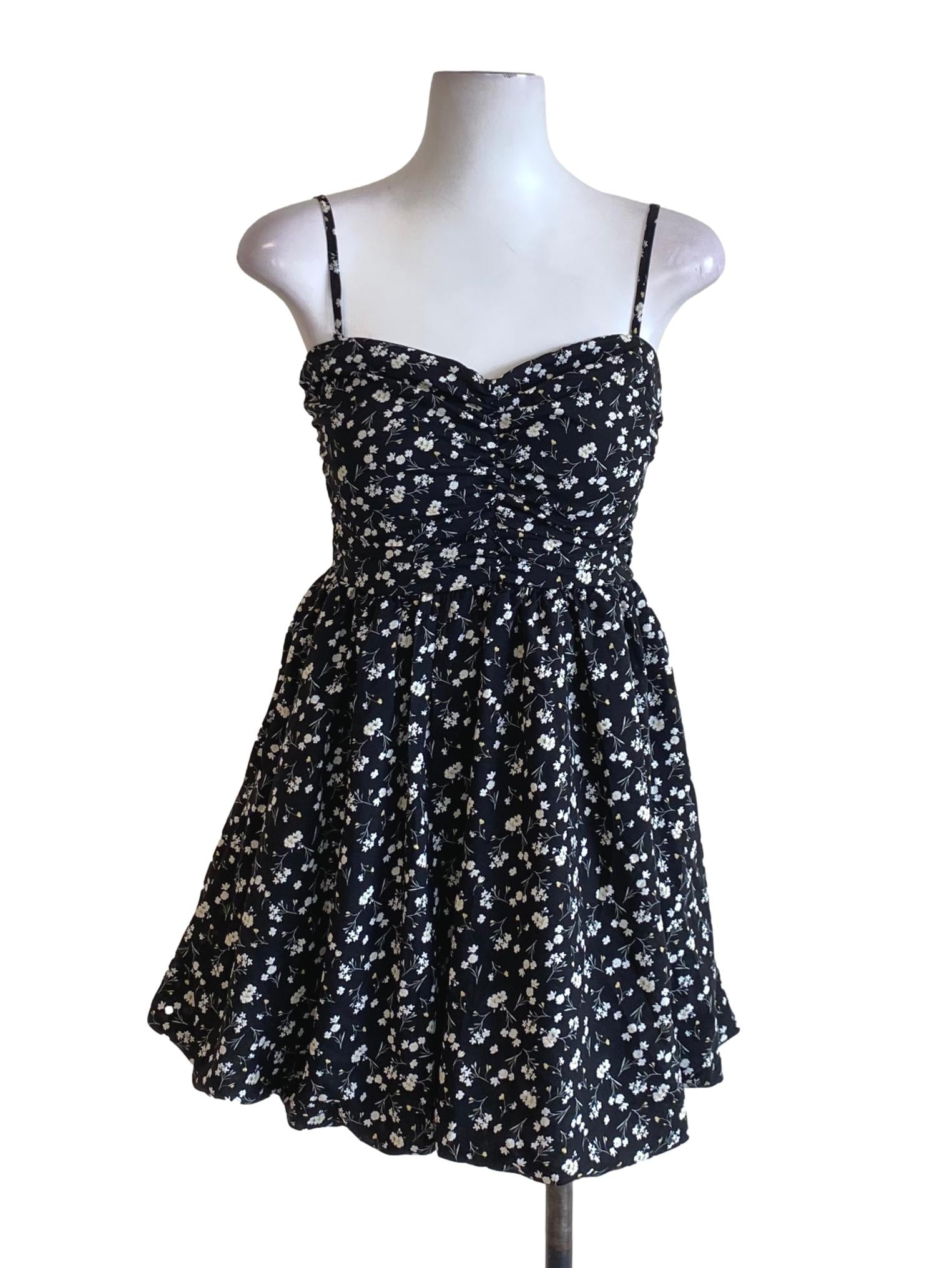 Rich Black Floral Printed Spaghetti Strap Sweetheart A-Line Dress