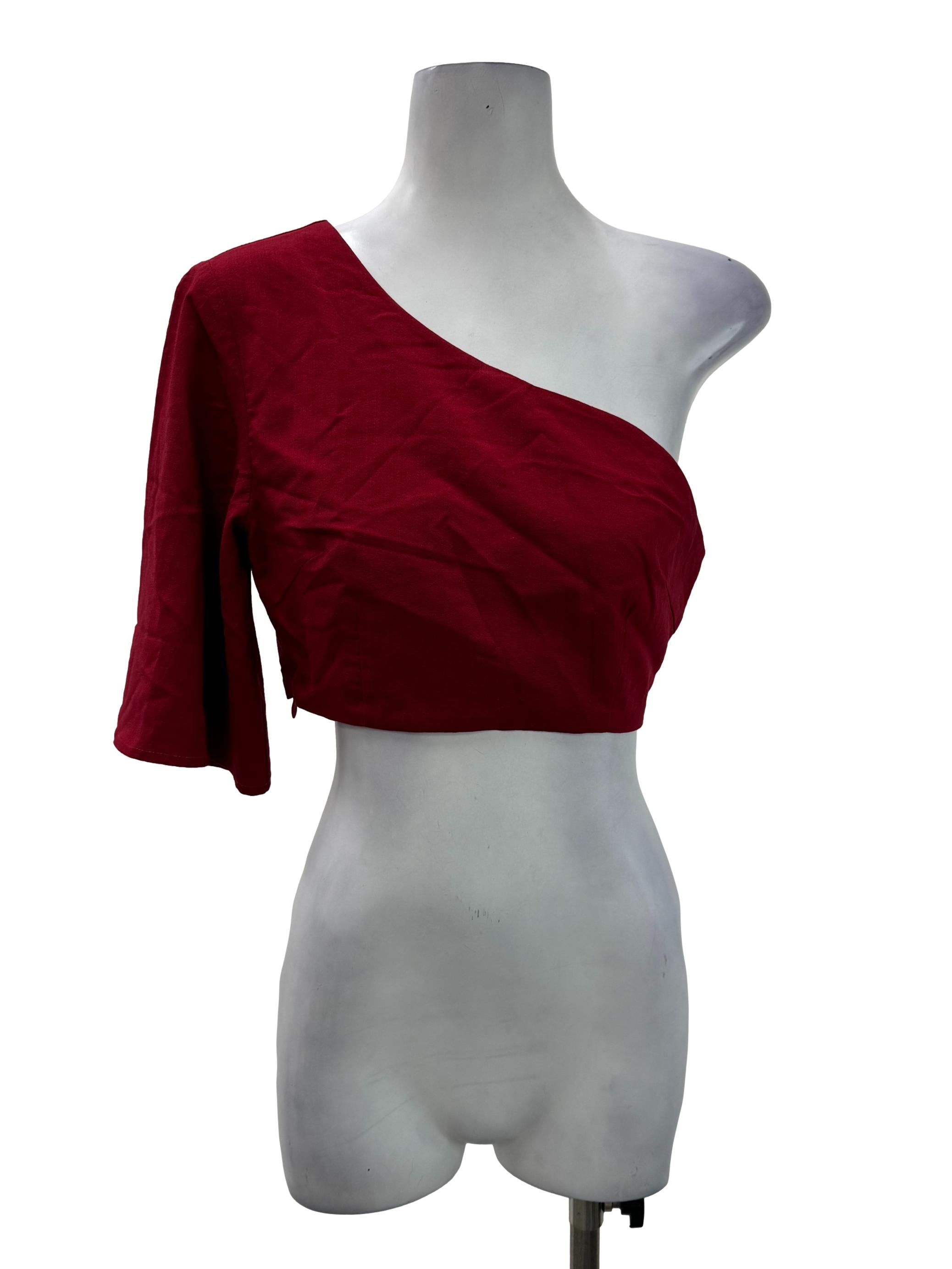 Red A Symmetrical Flare Sleeves Top