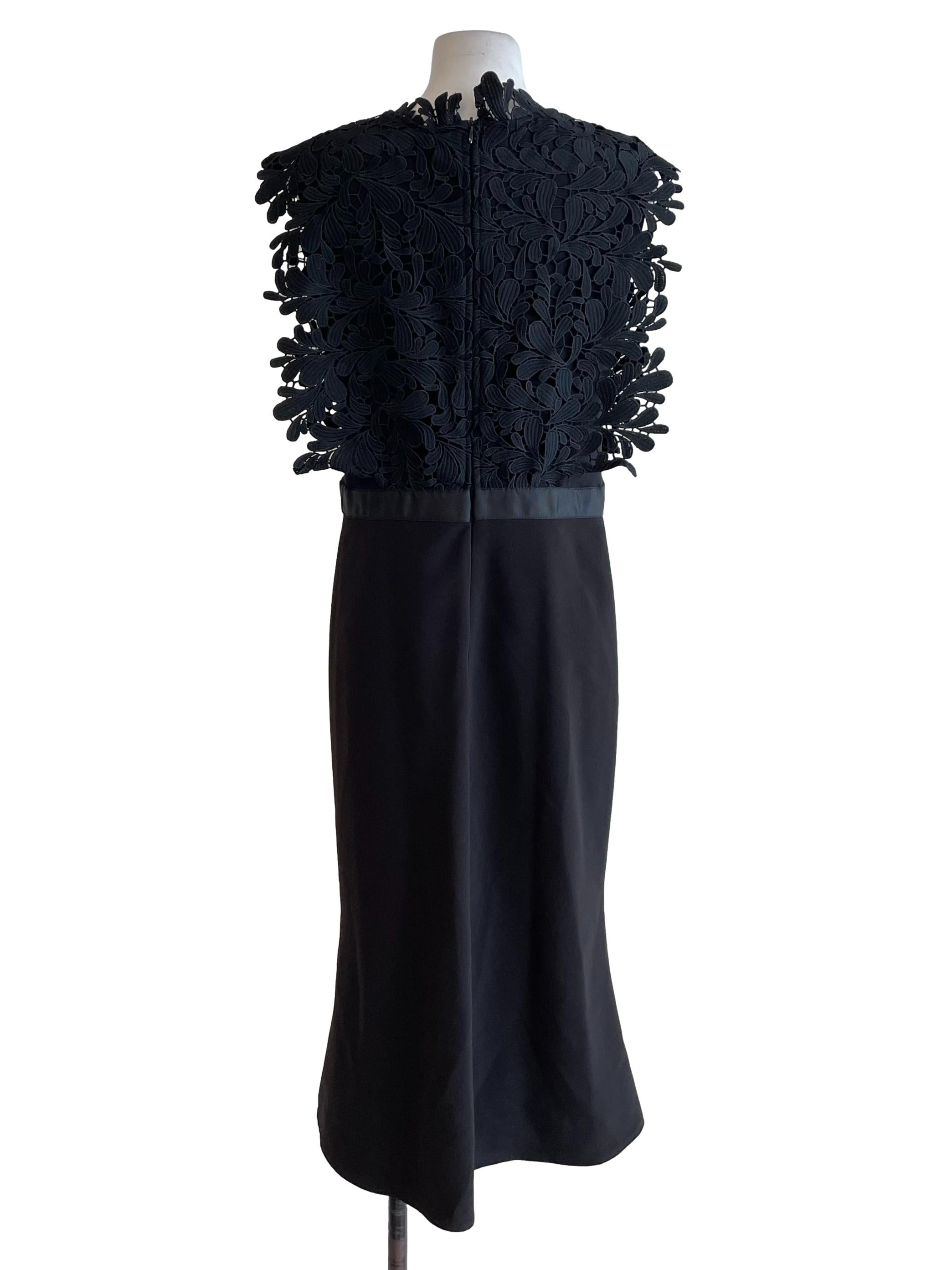 Black Embroidery Sleeveless Dress