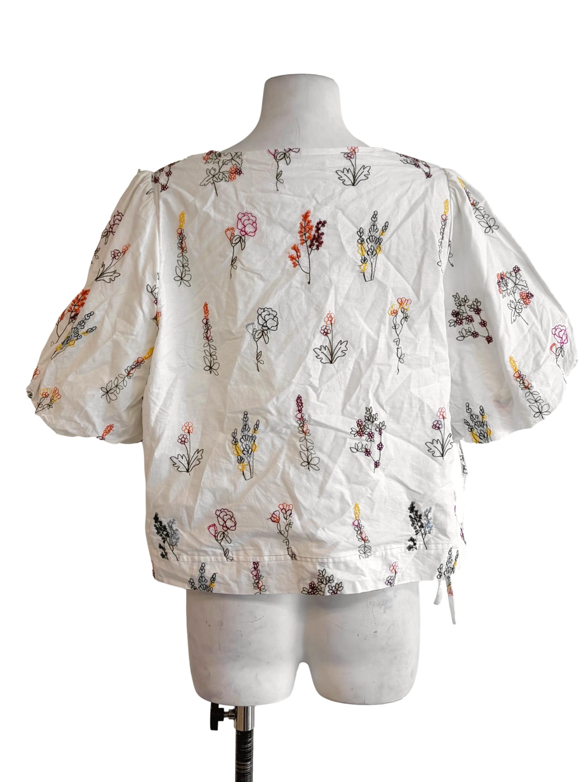 Dove White Floral Embroidery Puff Sleeve Top