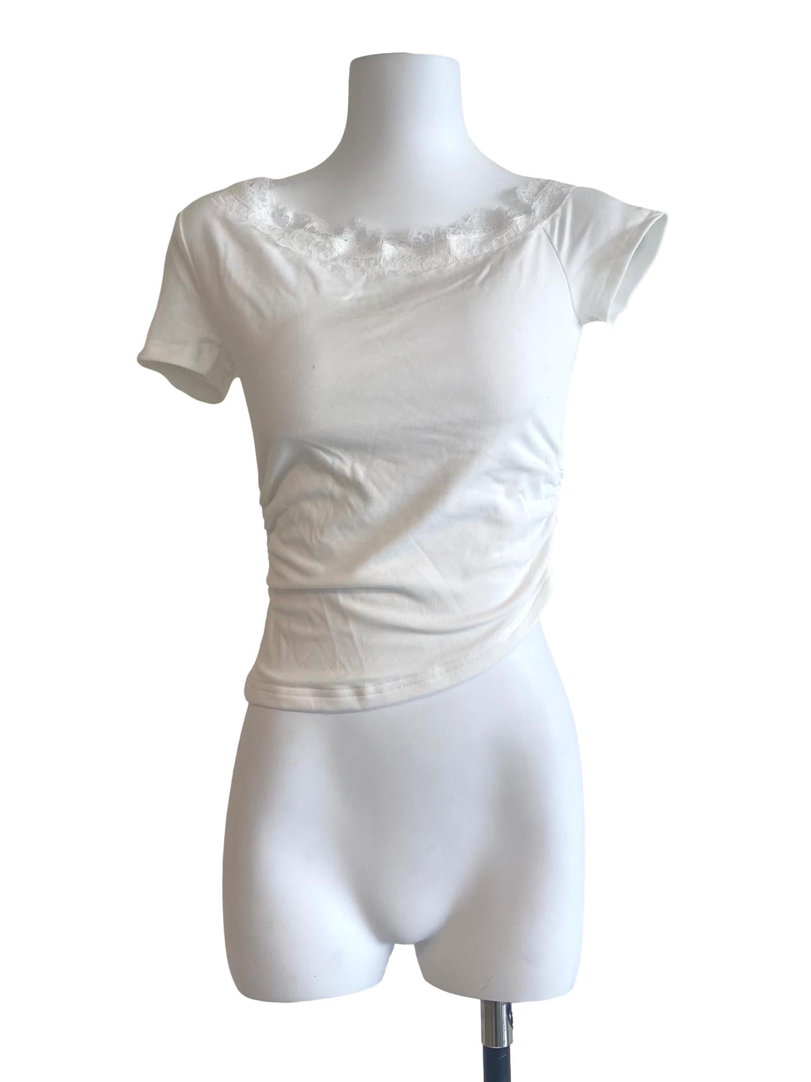 White Neck Lace Asymmetric Blouse